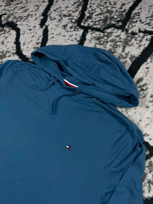 Tommy Hilfiger Tommy Hilfiger blue longsleeve hoodie L Size US L / EU 52-54 / 3 - 3 Thumbnail