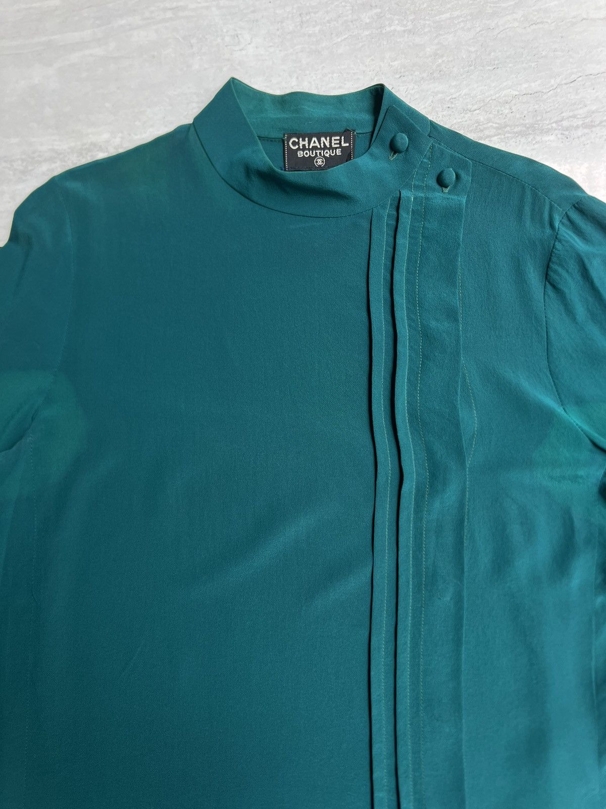 Chanel CHANEL BOUTIQUE Green Blouse Size XS / US 0-2 / IT 36-38 - 3 Thumbnail