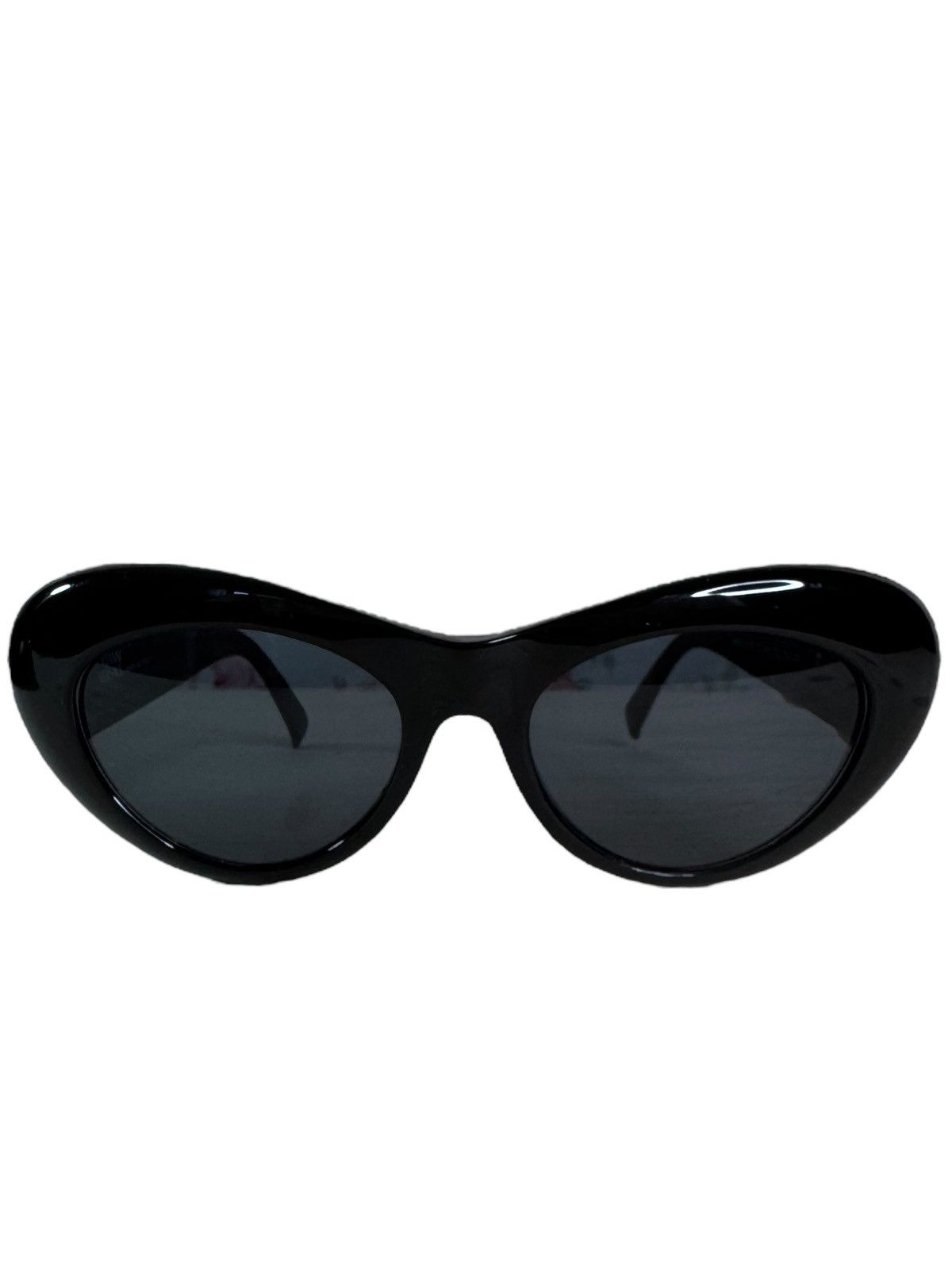 Versace Gianni Versace Vintage 90s Oversize Cat-Eye Sunglasses Size ONE SIZE - 7 Thumbnail