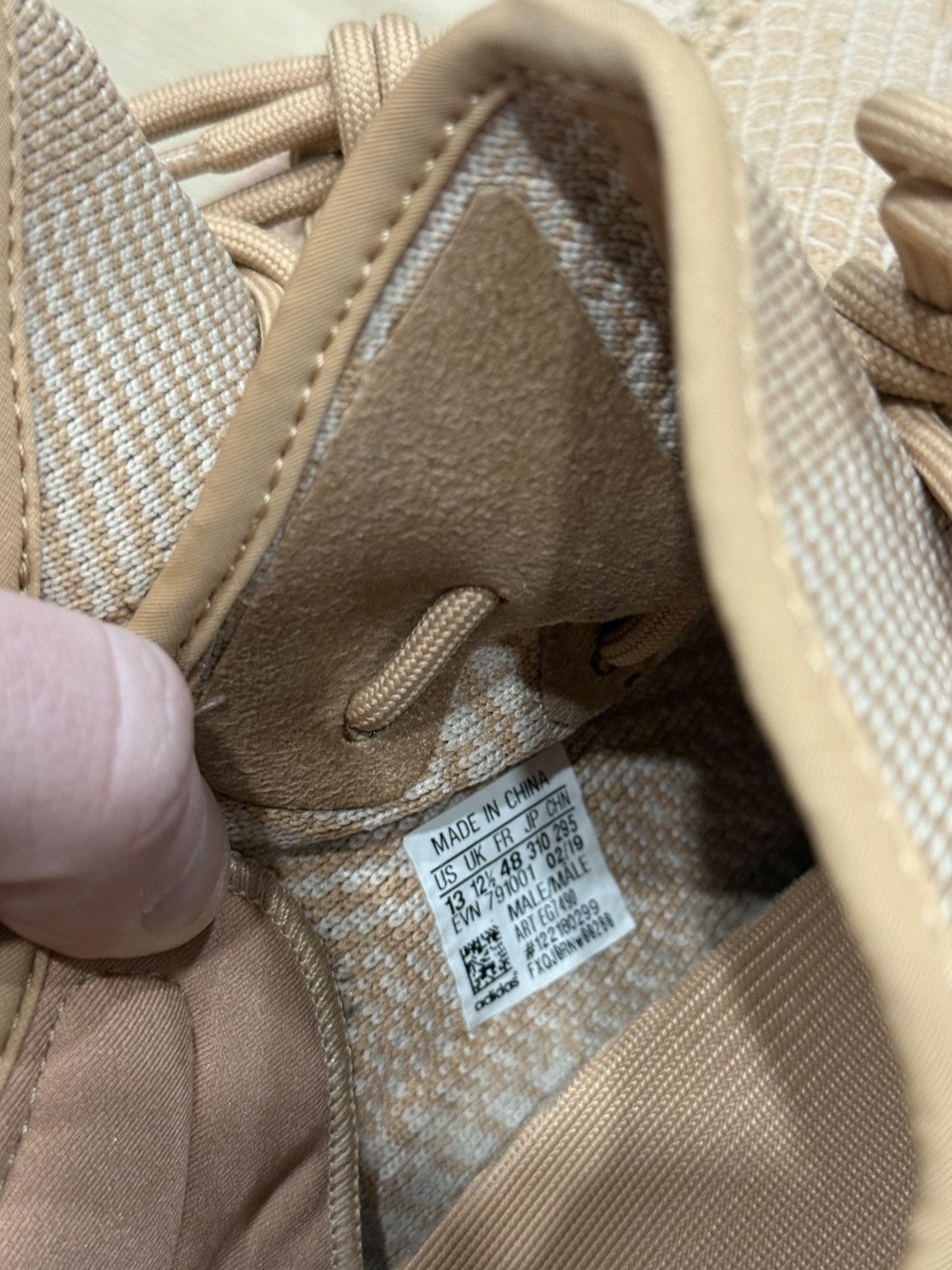 Adidas Yeezy 350 v2 Clay Size US 13 / EU 46 - 17 Thumbnail