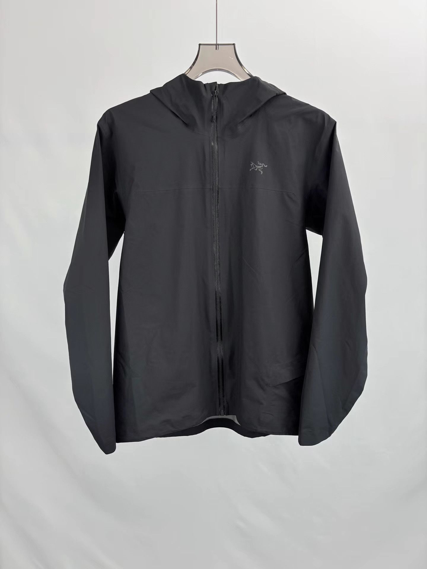 Arc'teryx ARCTERYX NORVAN LT Lightweight Jacket Size US S / EU 44-46 / 1 - 1 Thumbnail