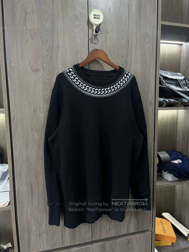 Givenchy Givenchy Embossed chain collar round neck sweatshirt Size US M / EU 48-50 / 2 - 4 Thumbnail