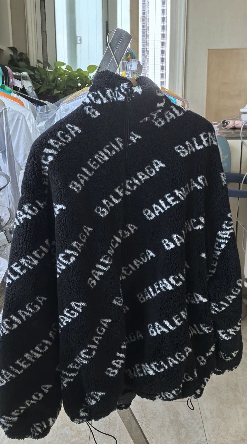 Balenciaga Balenciaga Shearling Logo Coat Size US XS / EU 42 / 0 - 1 Thumbnail