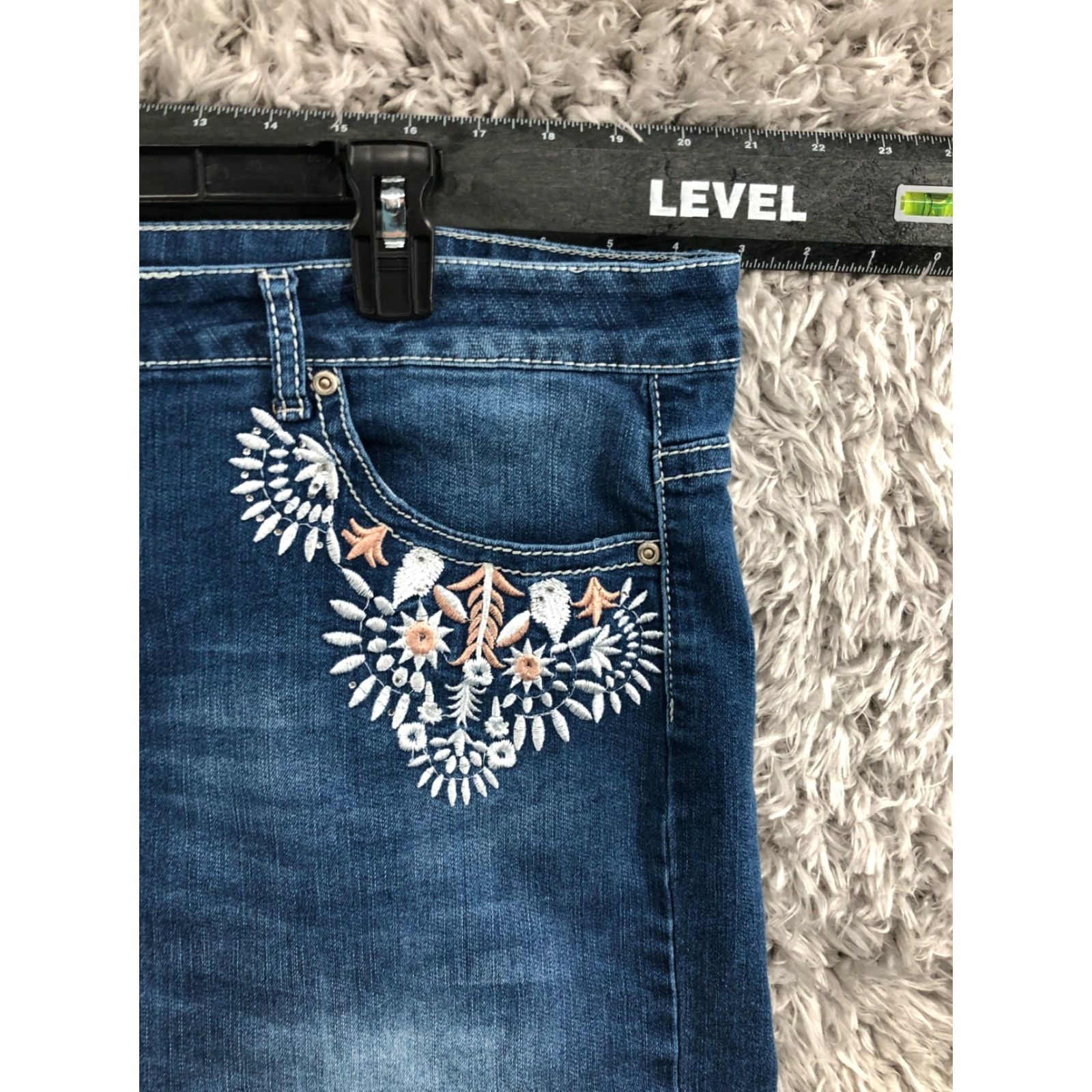 Vintage cg Shorts Womens Plus Size 22 Mid Rise Medium Wash Blue Size 40" / US 18 - 5 Thumbnail
