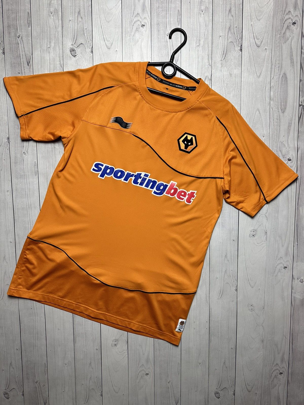Vintage Vintage Wolves soccer jersey Wolverhampton soccer jersey L Size US L / EU 52-54 / 3 - 1 Thumbnail