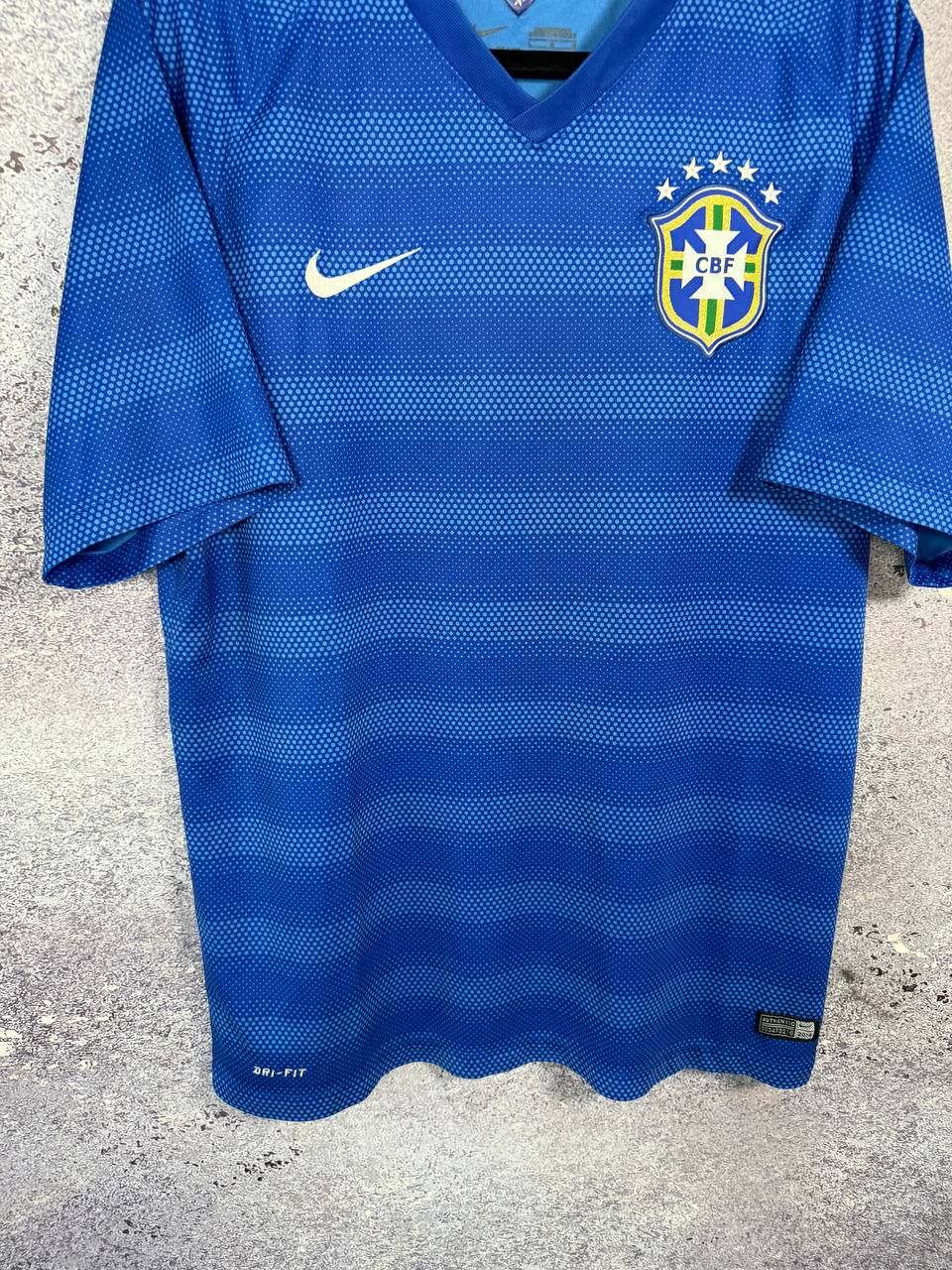 Nike Vintage Brazil National Team 2014 Nike Soccer Jersey Size US L / EU 52-54 / 3 - 5 Thumbnail