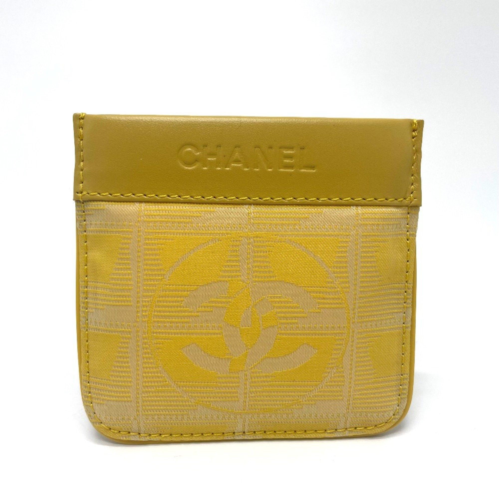 Chanel Chanel CC Mark With key ring coin purse yellow Size ONE SIZE - 1 Thumbnail