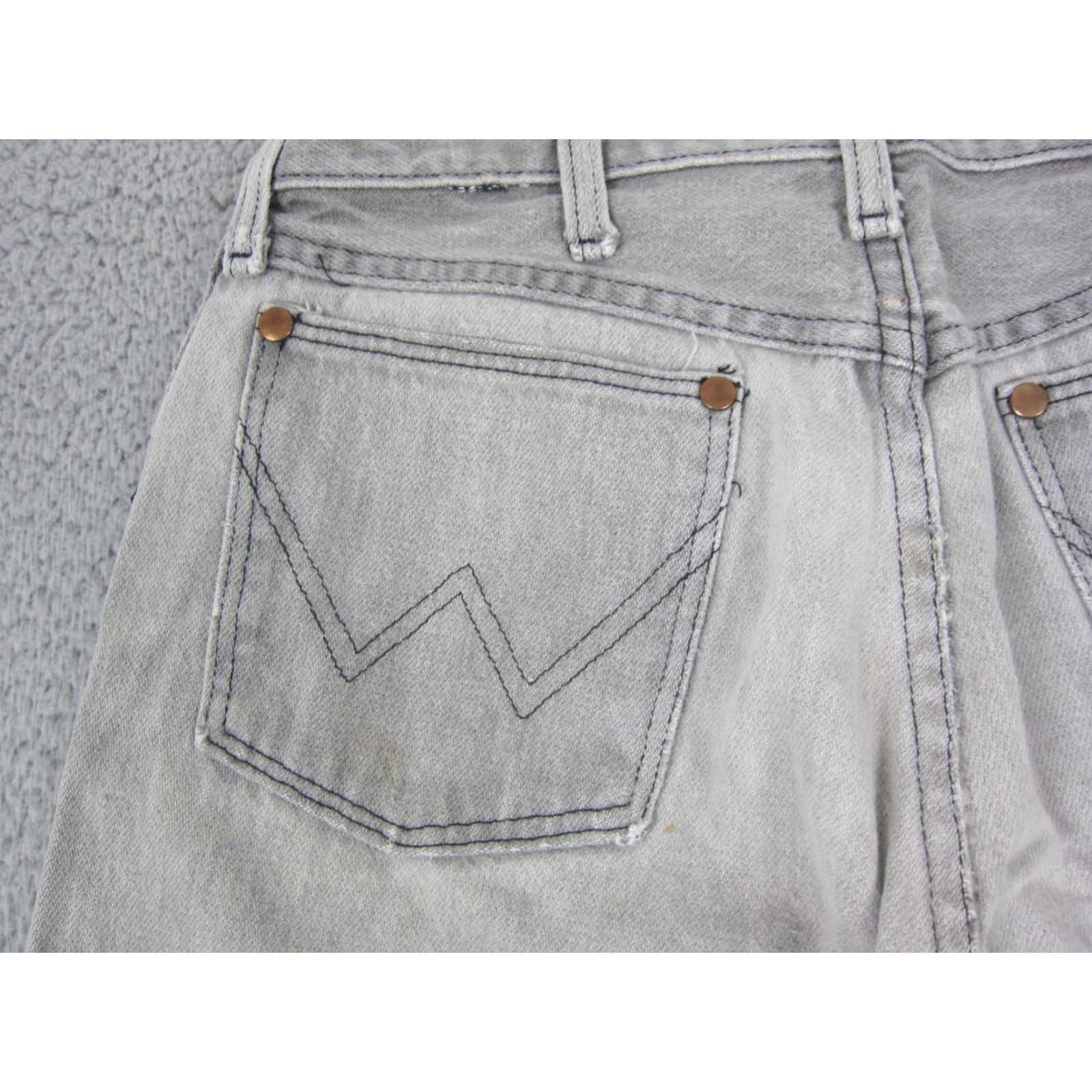 Wrangler VINTAGE Wrangler Jeans Mens W28 L32 Gray Straight Leg 13WMZ Made in USA 70s 80s Size US 28 / EU 44 - 4 Thumbnail