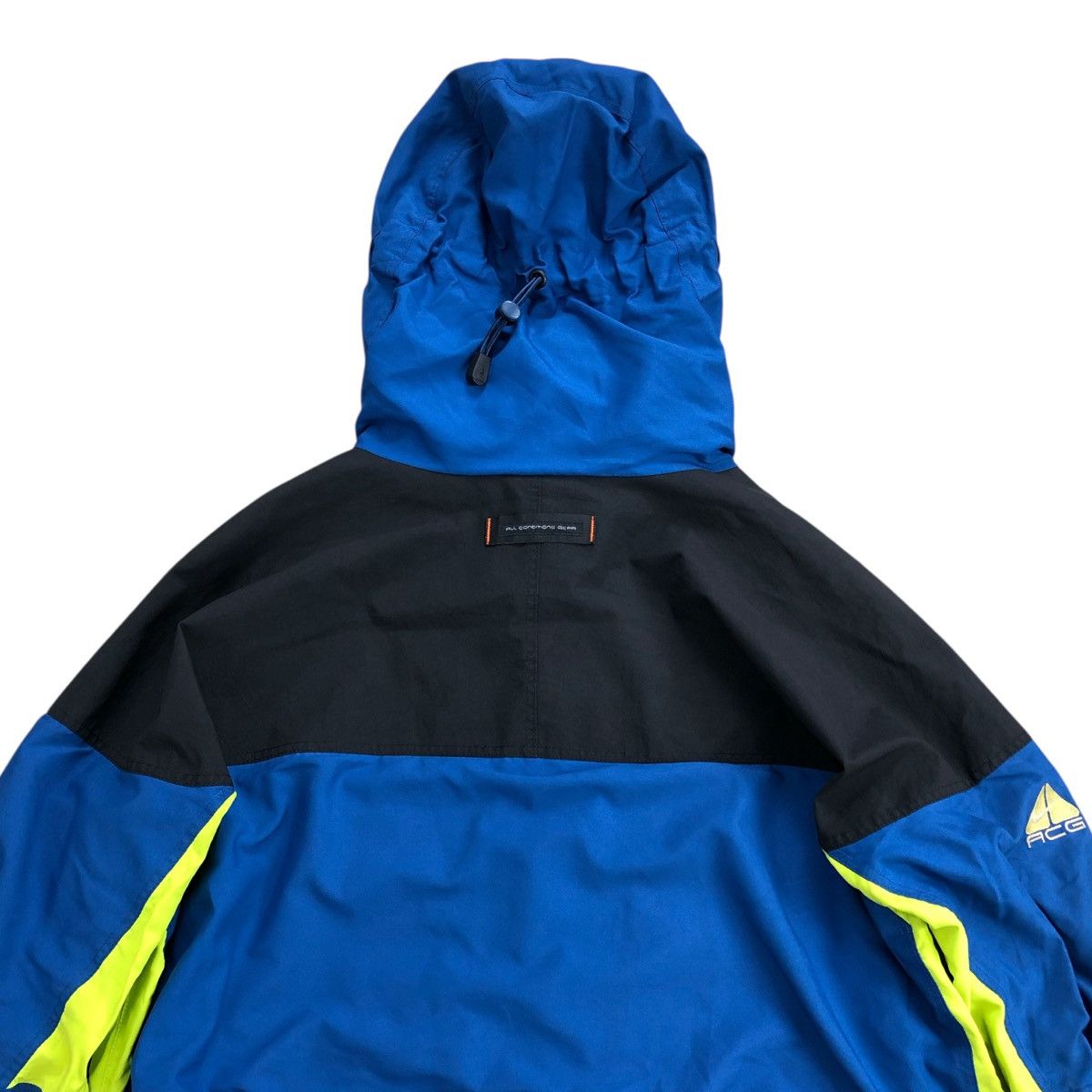 Nike Vtg Nike ACG 00s Lungs Era Waterproof Storm Fit Tech Jacket Size US M / EU 48-50 / 2 - 22 Thumbnail