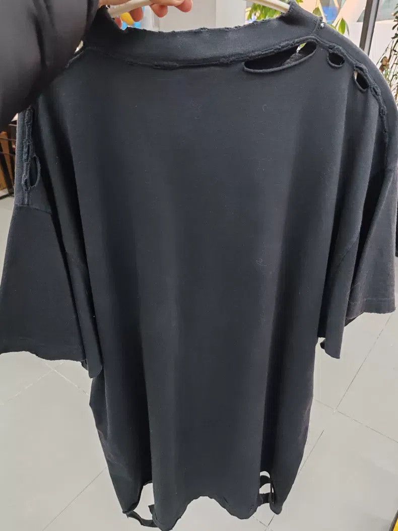 Balenciaga Balenciaga Earth Printed Short Sleeve T-Shirt Size US M / EU 48-50 / 2 - 3 Thumbnail