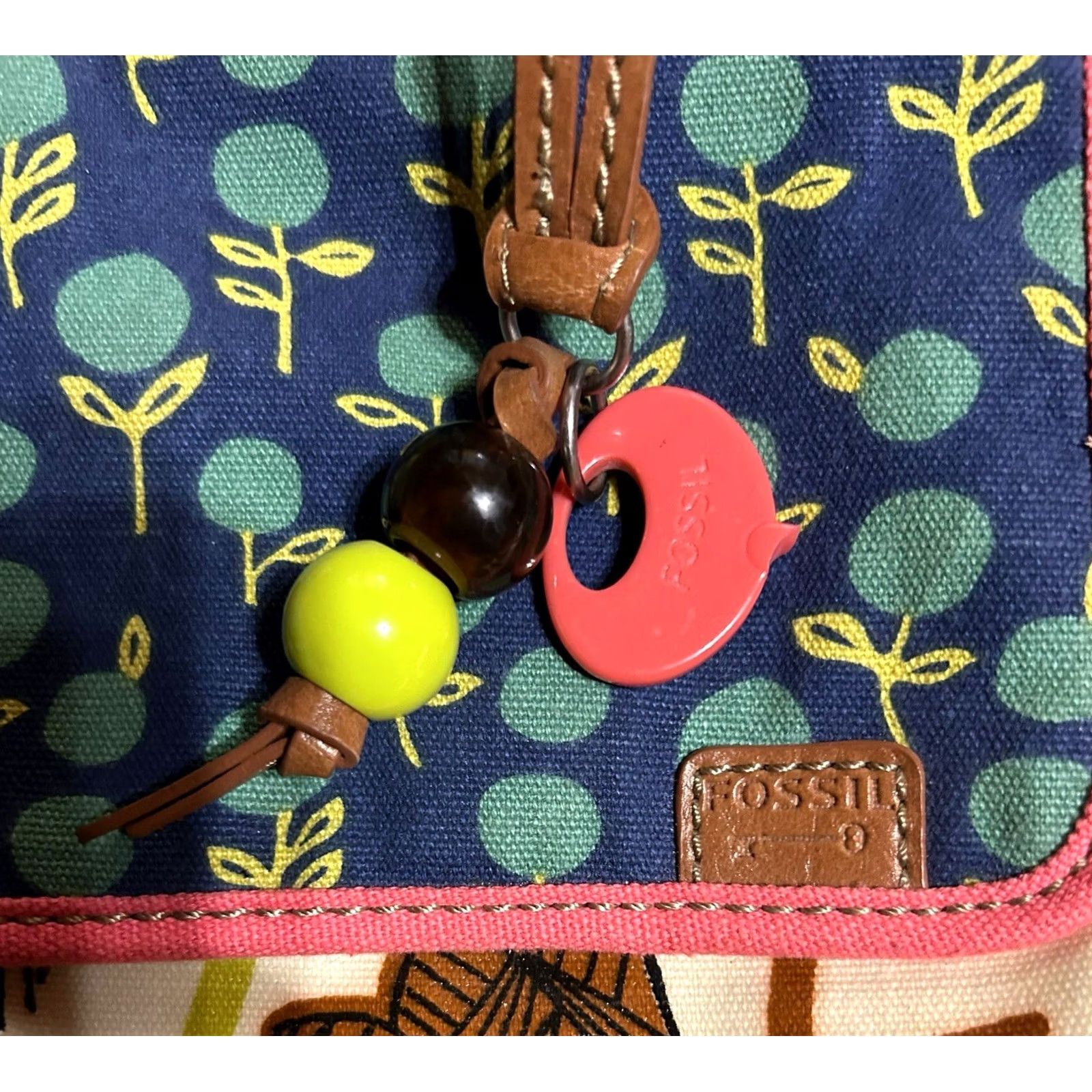Fossil Fossil Key Per Diaper Bag XL Tote Coated Canvas Taupe Beige Leaf Flower Women's Tote, Floral, Boho, Classic, Colorful Size L / US 10 / IT 46 - 5 Thumbnail