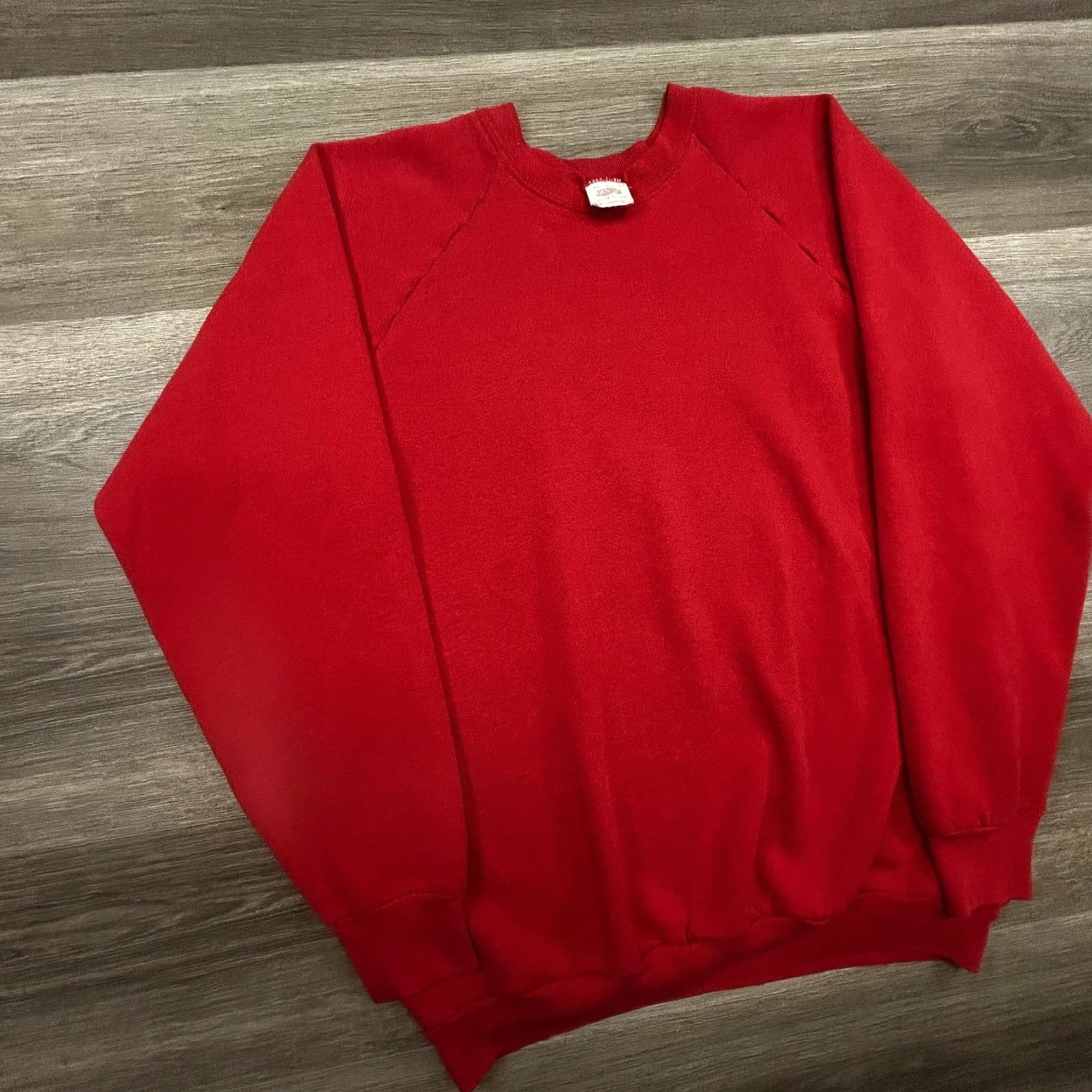 Fruit Of The Loom Vintage Fruit of the Loom Sweatshirt Mens XL Red Raglan Made in USA Size US XL / EU 56 / 4 - 4 Thumbnail