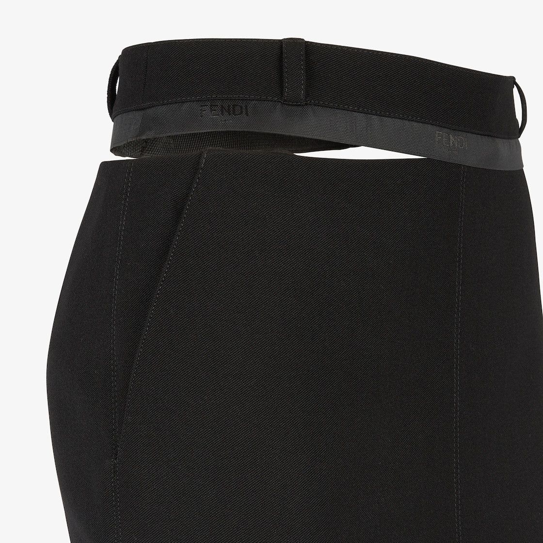 Fendi o1s1wg110225 Skirt in Black Size 28" / US 6 / IT 42 - 3 Thumbnail