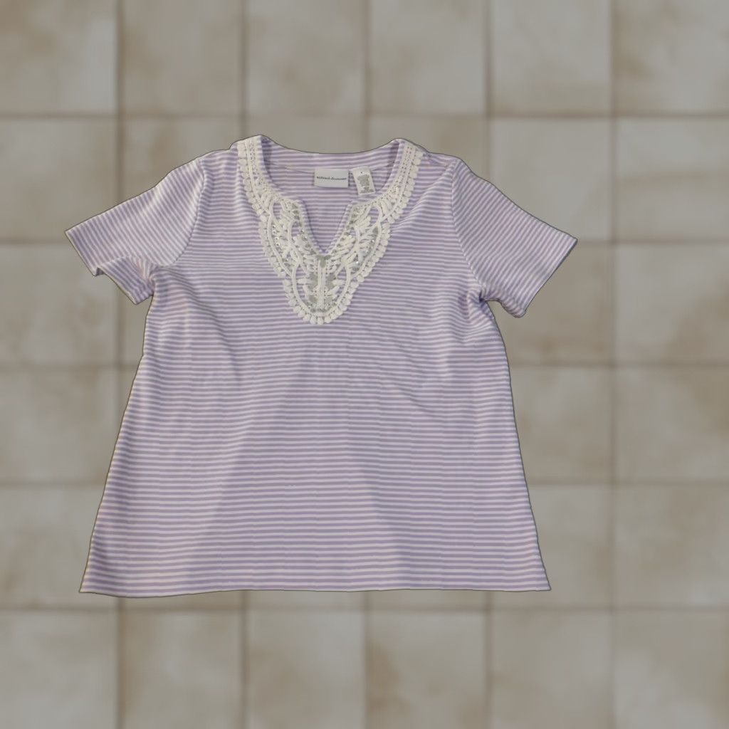 Vintage Alfred Dunner Blouse Shirt Womens Small Purple Striped V-Neck Cotton Polyester Casual Knit Short Sleeve Regular Size S / US 4 / IT 40 - 1 Thumbnail