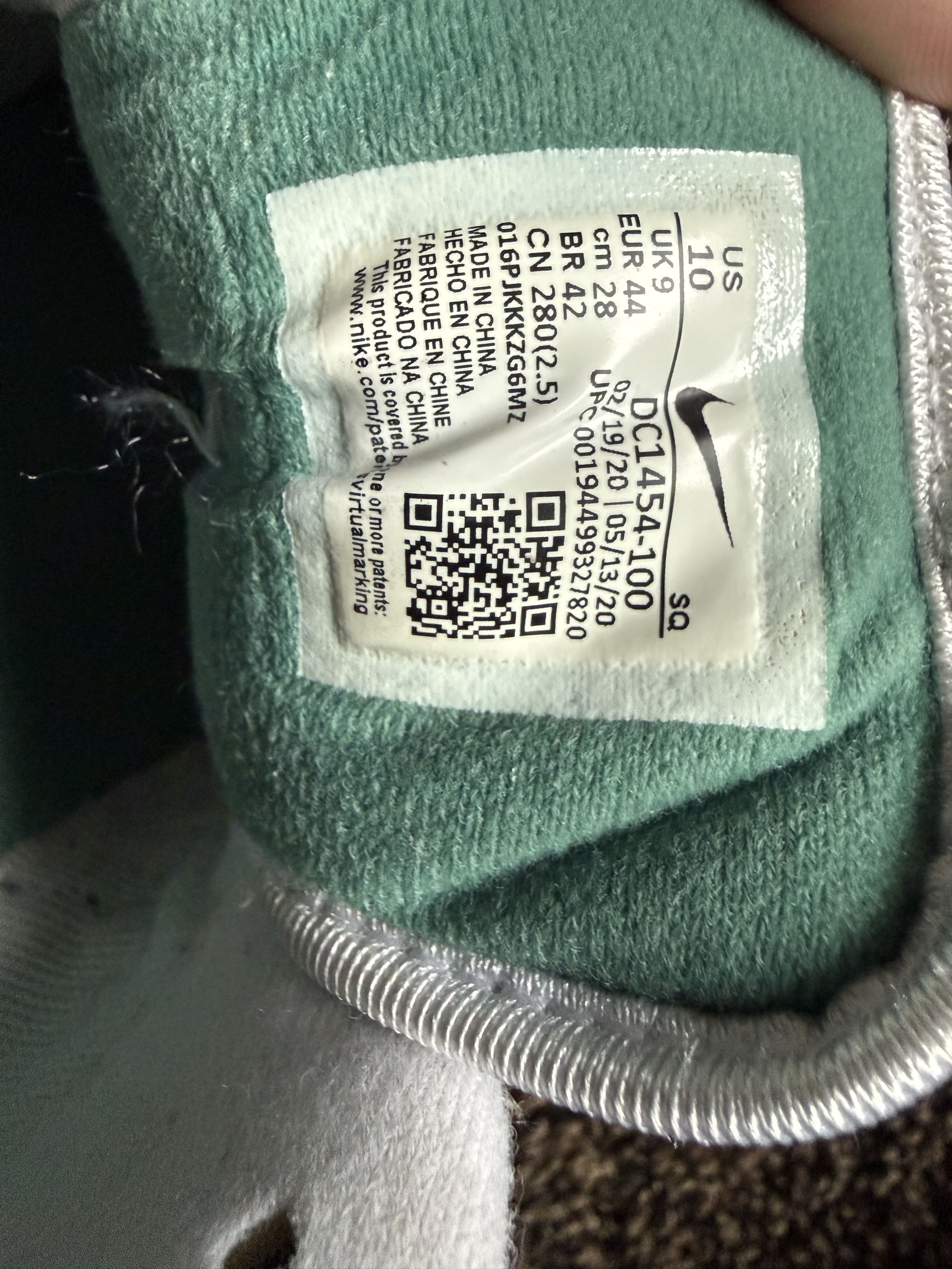 Nike Nike Air Max 1 Size US 10 / EU 43 - 3 Thumbnail