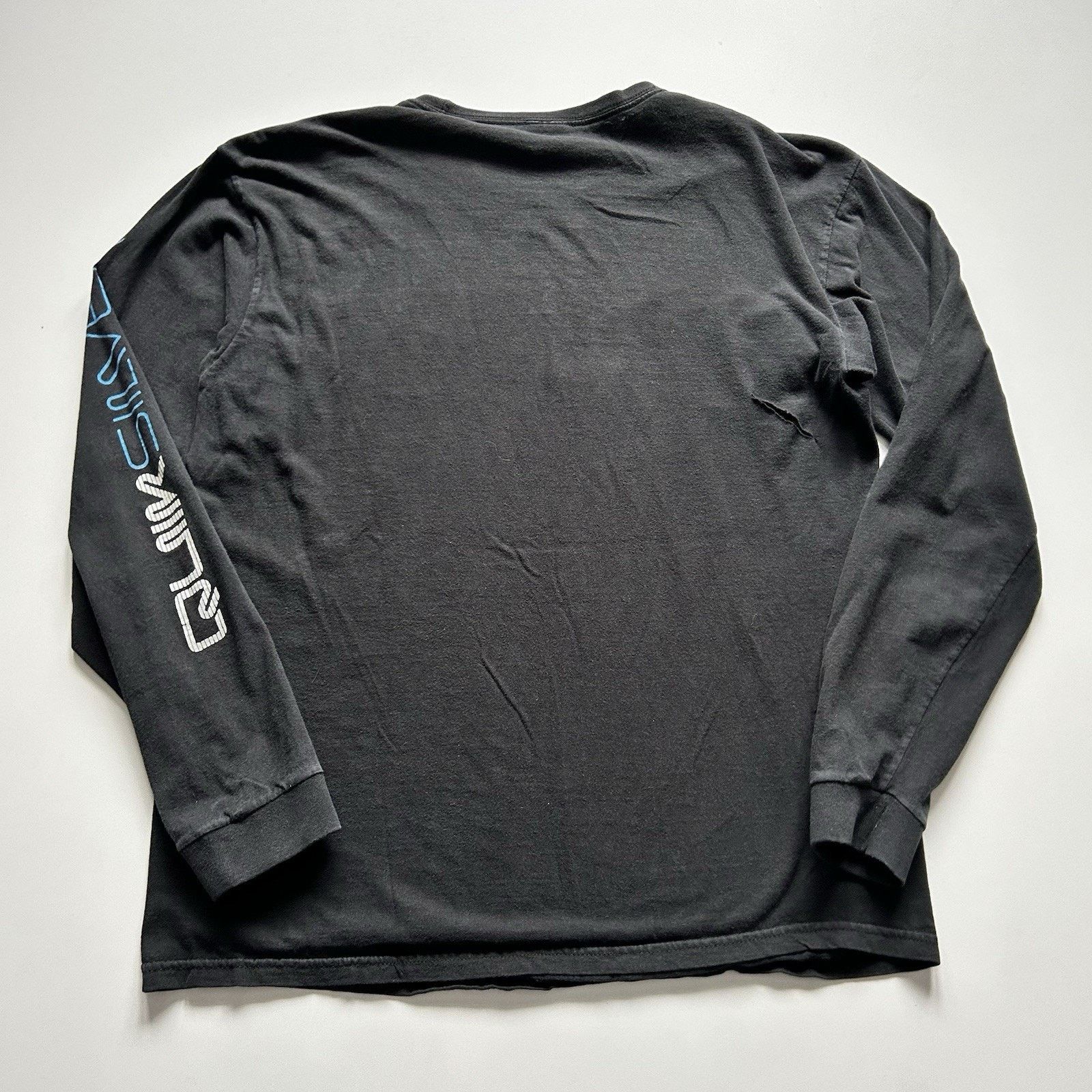 Quiksilver Vintage Quiksilver Shirt Medium Black Long Sleeve Distressed Size US M / EU 48-50 / 2 - 5 Thumbnail