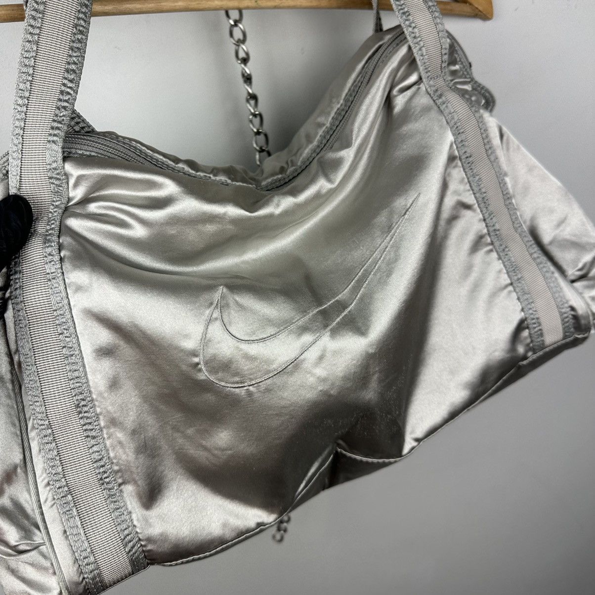 Nike Vintage Nike Silver Nylon Bag Size ONE SIZE - 10 Thumbnail