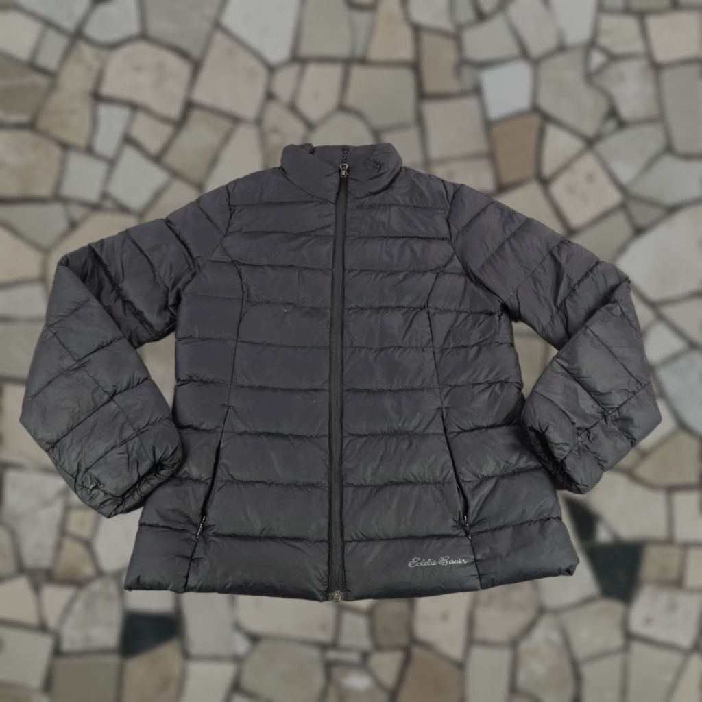 Eddie Bauer VINTAGE Eddie Bauer Women's Puffer Jacket Small Black Insulated Quilted Hooded Mid-Length Coat Outdoor Size S / US 4 / IT 40 - 1 Thumbnail
