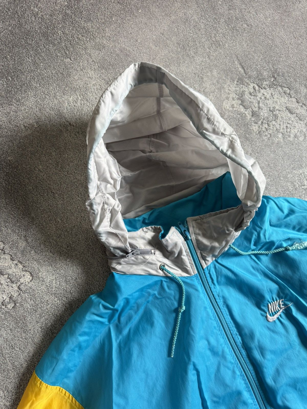 Nike Vintage 90s Nike Tracksuit Set Jacket + Pants Windbreaker Size US M / EU 48-50 / 2 - 8 Thumbnail