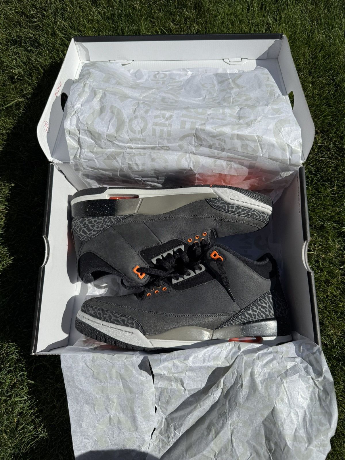 Jordan Brand Jordan 3 FEAR Size US 11 / EU 44 - 1 Thumbnail