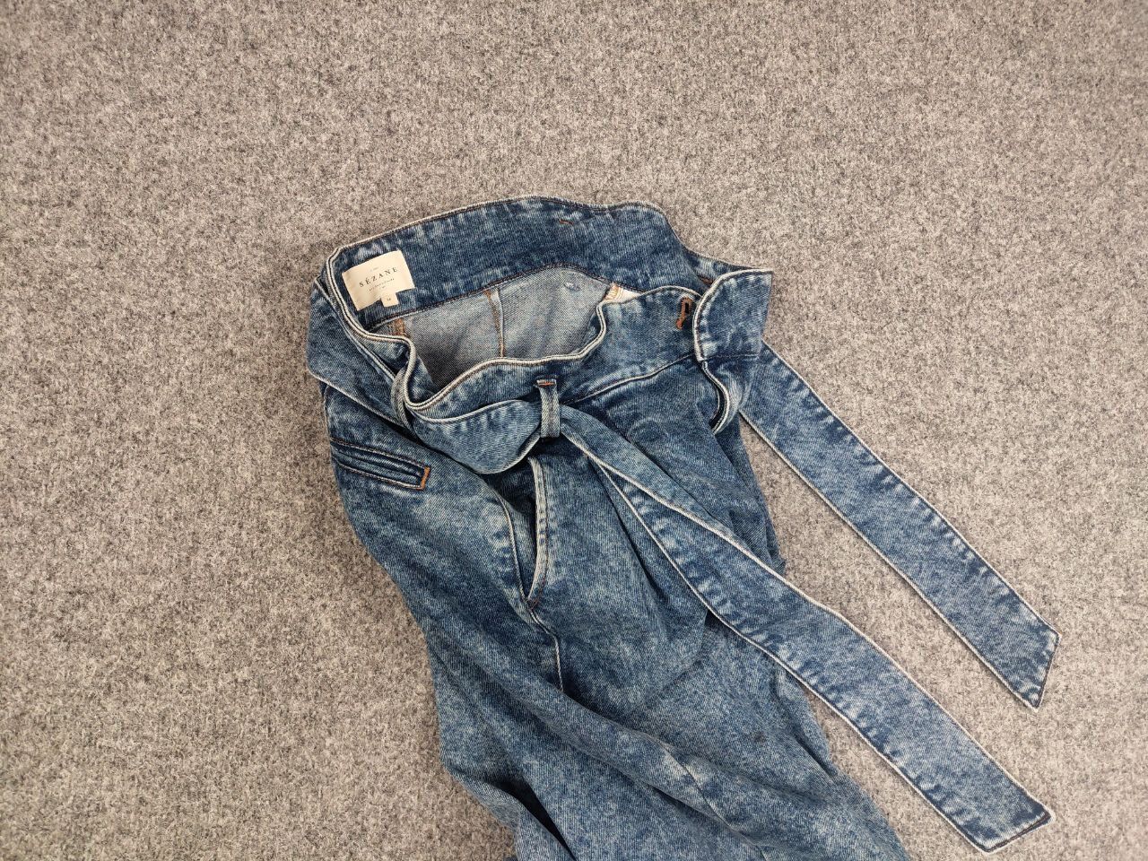 Sezane Sezane rue saint fiacre Paris Design Ankle belt Denim Jeans Size 26" / US 2 / IT 38 - 4 Thumbnail