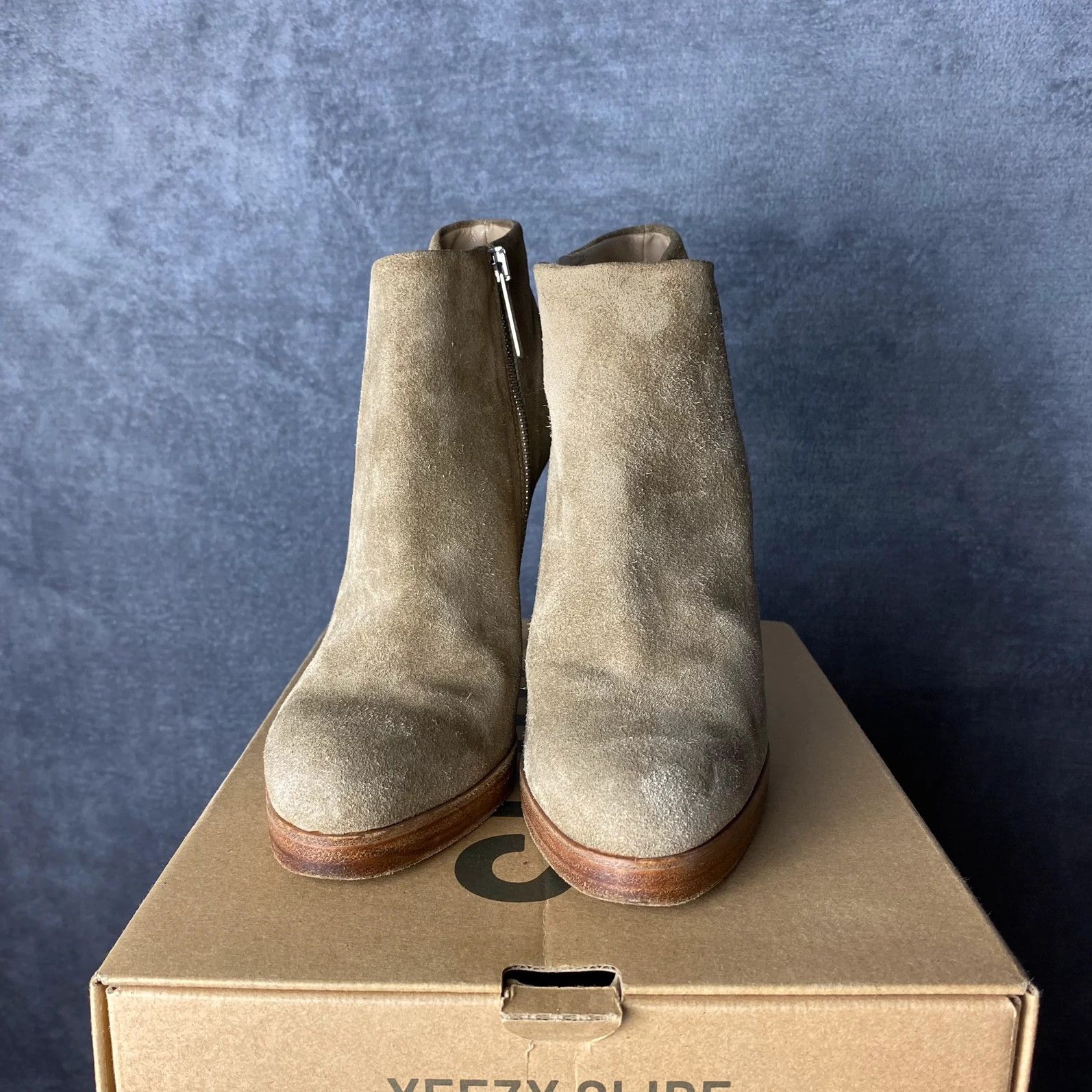 Designer × Michael Kors Michael Kors beige suede hills with zipper Size US 10 / IT 40 - 6 Thumbnail