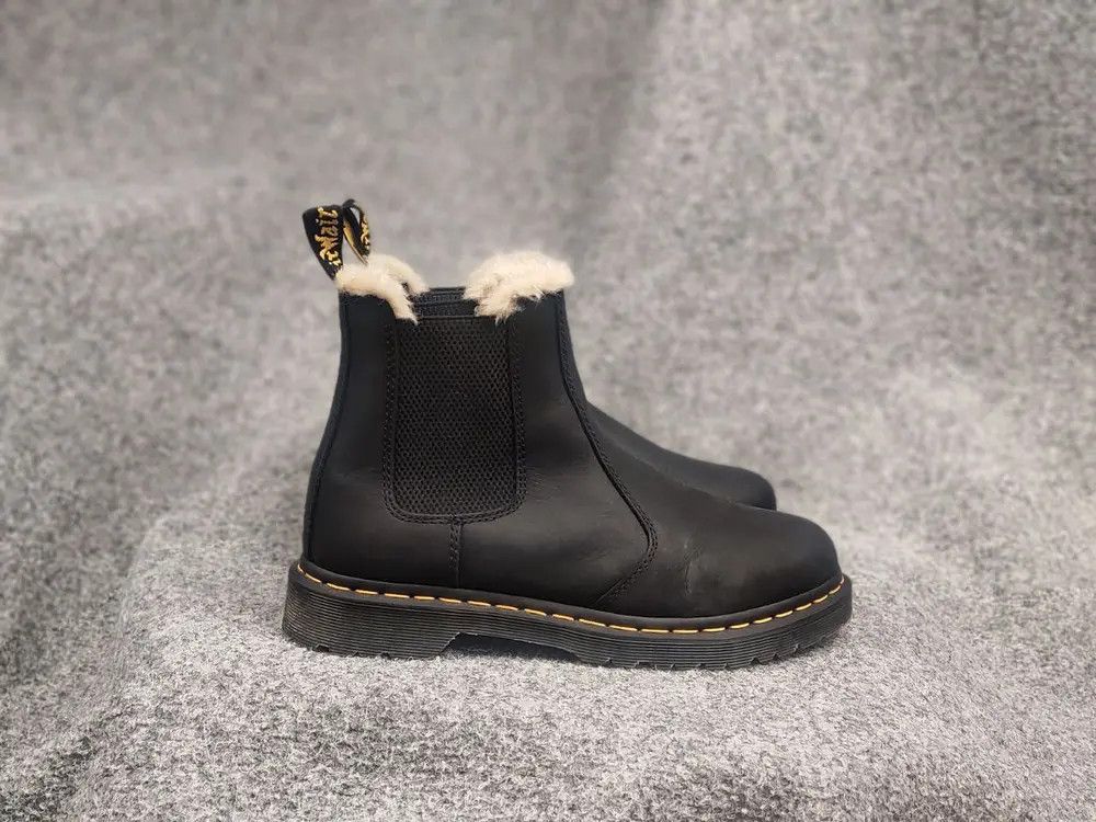 Dr. Martens Dr.Martens 2976 Leonore Leather Fur Lined Chelsea boots Size US 11 / IT 41 - 2 Thumbnail