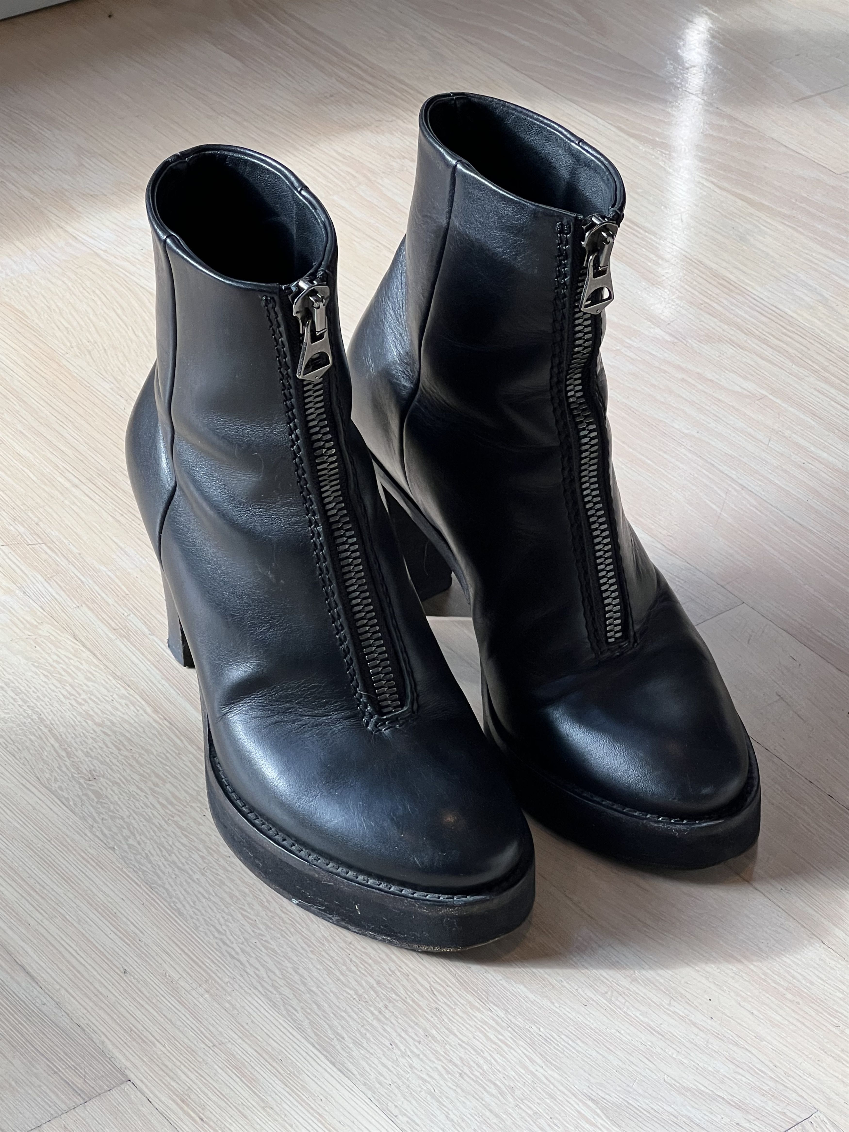Acne Studios Acne Studios Womens Boots Size US 6 / IT 36 - 1 Thumbnail