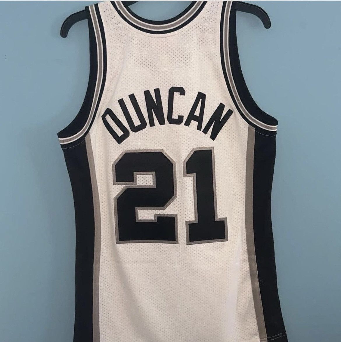 Mitchell & Ness × NBA Tim Duncan San Antonio Spurs 1998/99 Men’s Mitchell & Ness Size US S / EU 44-46 / 1 - 1 Thumbnail