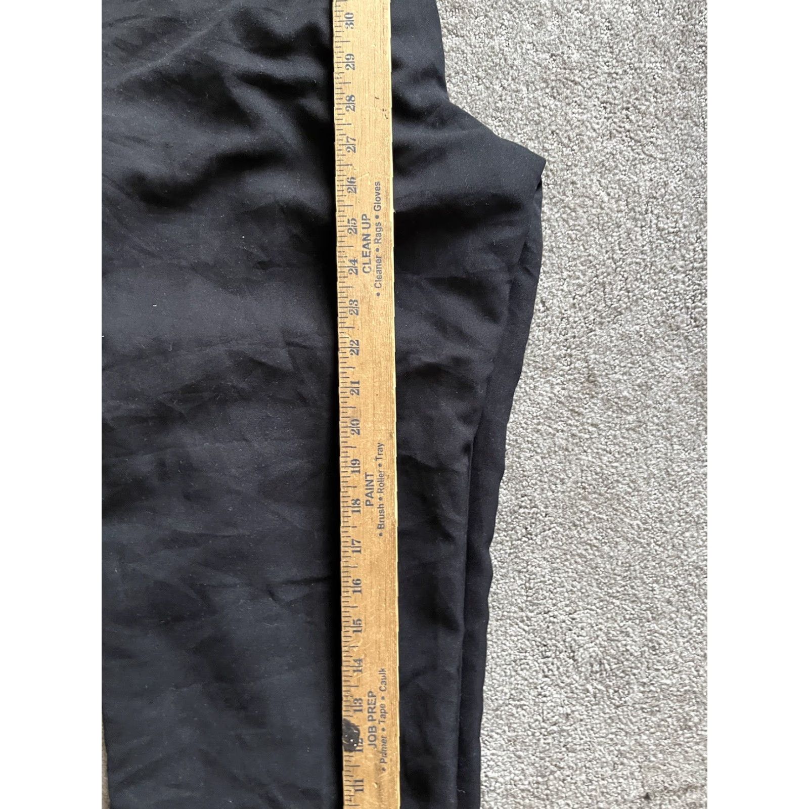 Kenneth Cole Kenneth Cole Reaction Mens Dress Pants 29x28 Black Polyester Flat Front Dress Pants Mens 29 Black Polyester Flat Front Size US 29 - 7 Thumbnail