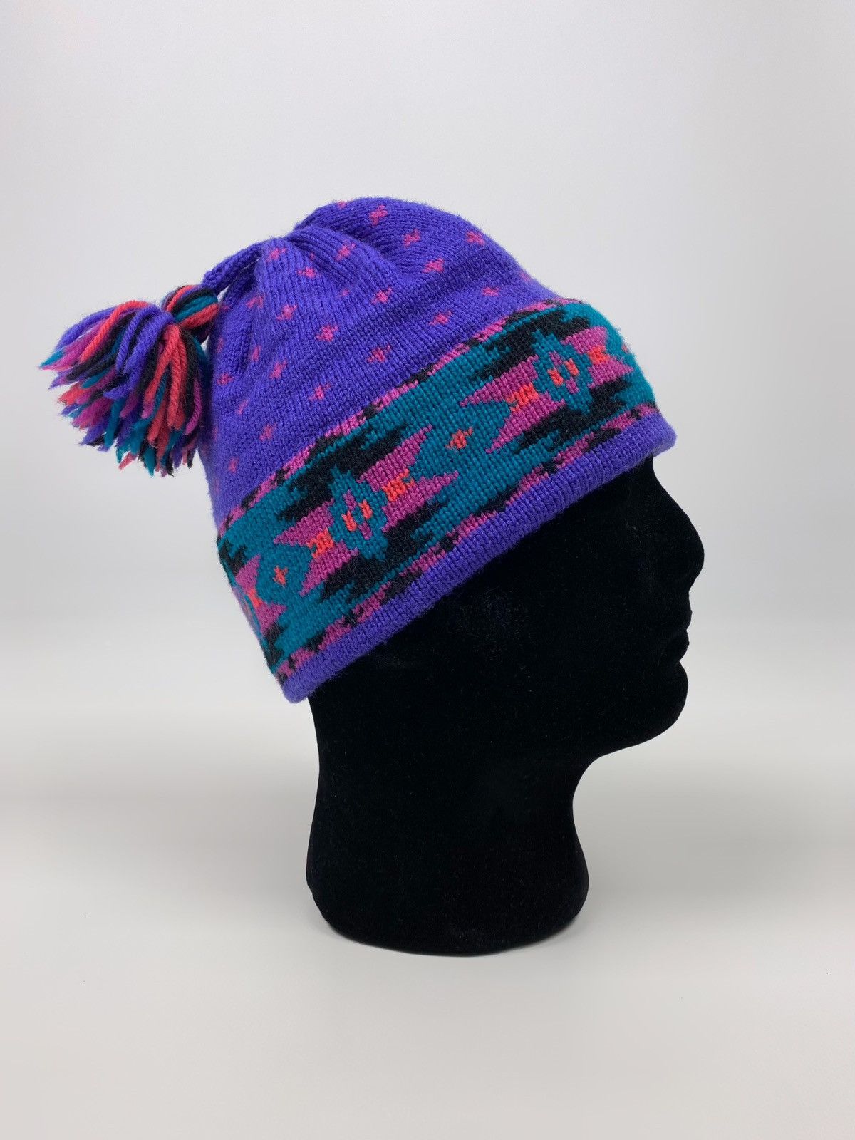 Vintage 1990’s Vintage Novelty Knitwear Aztec Toque Beanie Hat Size ONE SIZE - 1 Thumbnail