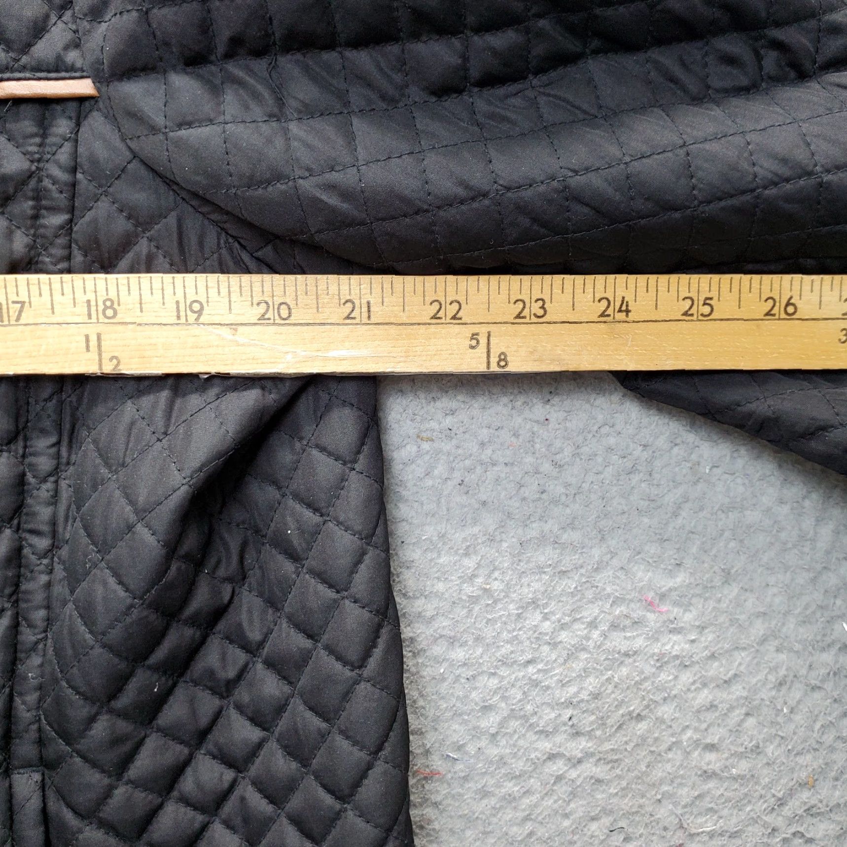 Liz Claiborne Liz Claiborne Diamond Quilted Jacket Womens Black Lightweight Snap Inside Zip Jacket Size L / US 10 / IT 46 - 4 Thumbnail