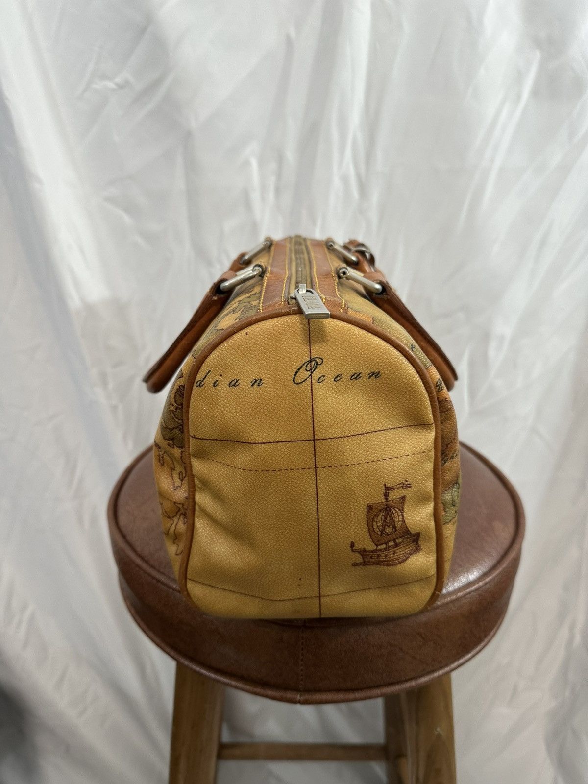 Vintage L’Classe Vintage Handlebag Size ONE SIZE - 4 Thumbnail