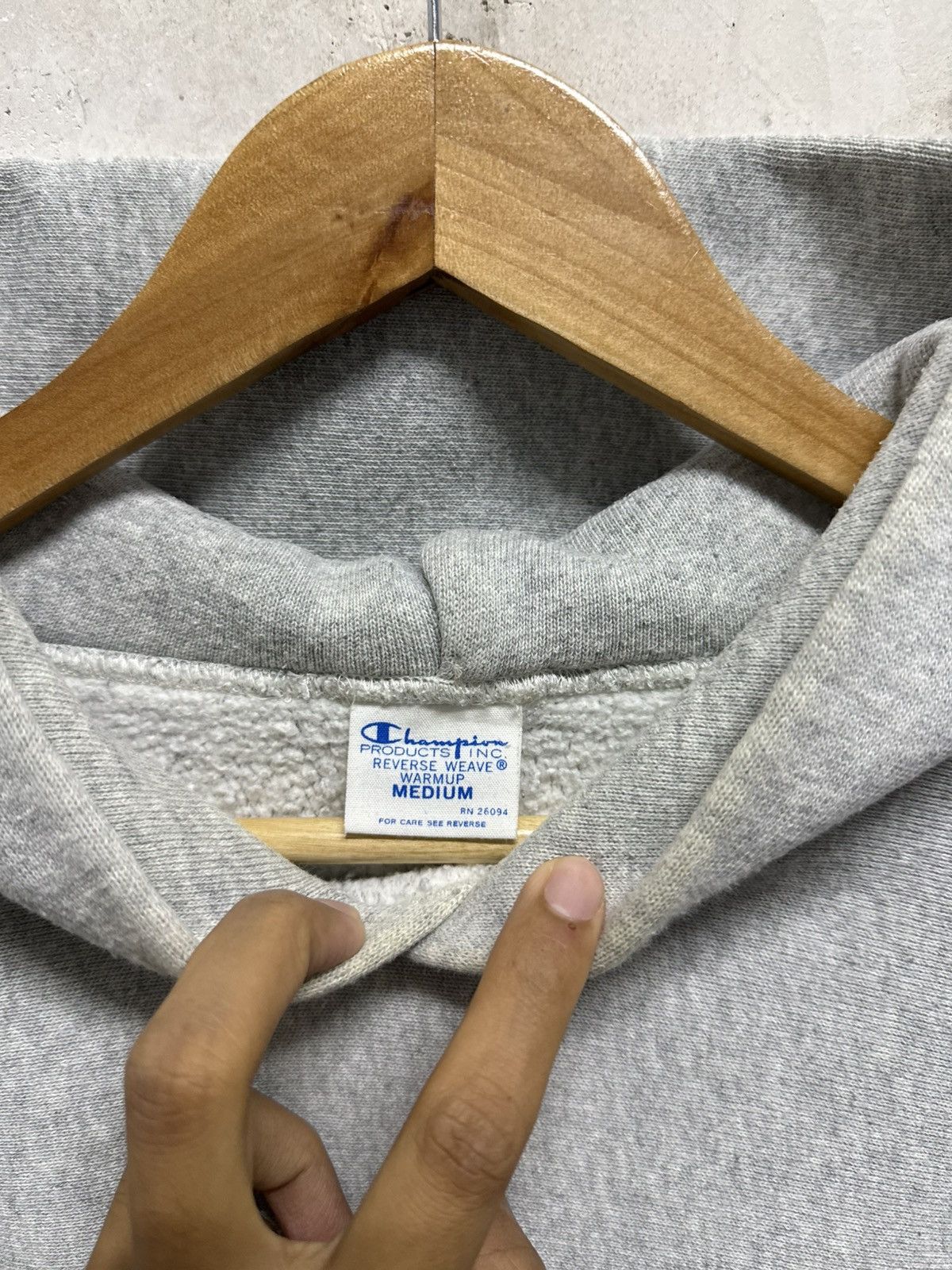Champion 2000s Champion Reverse Weave Hoodie Size US M / EU 48-50 / 2 - 5 Thumbnail