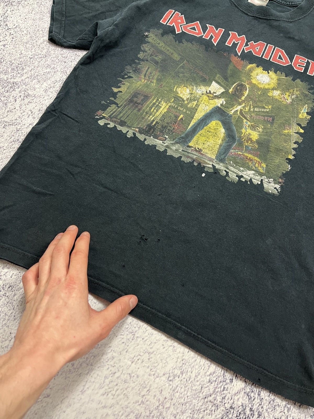 Band Tees × Iron Maiden × Vintage 2004 Vintage Iron Maiden "The Early Days" Rock Band Tee Size US M / EU 48-50 / 2 - 5 Thumbnail