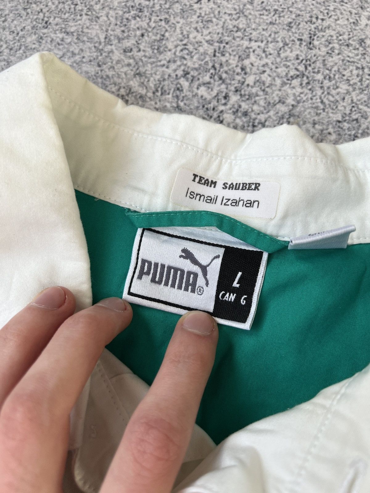 Vintage Vintage 90s Petronas Shorts Sleeve Racing Button up Size US L / EU 52-54 / 3 - 7 Thumbnail