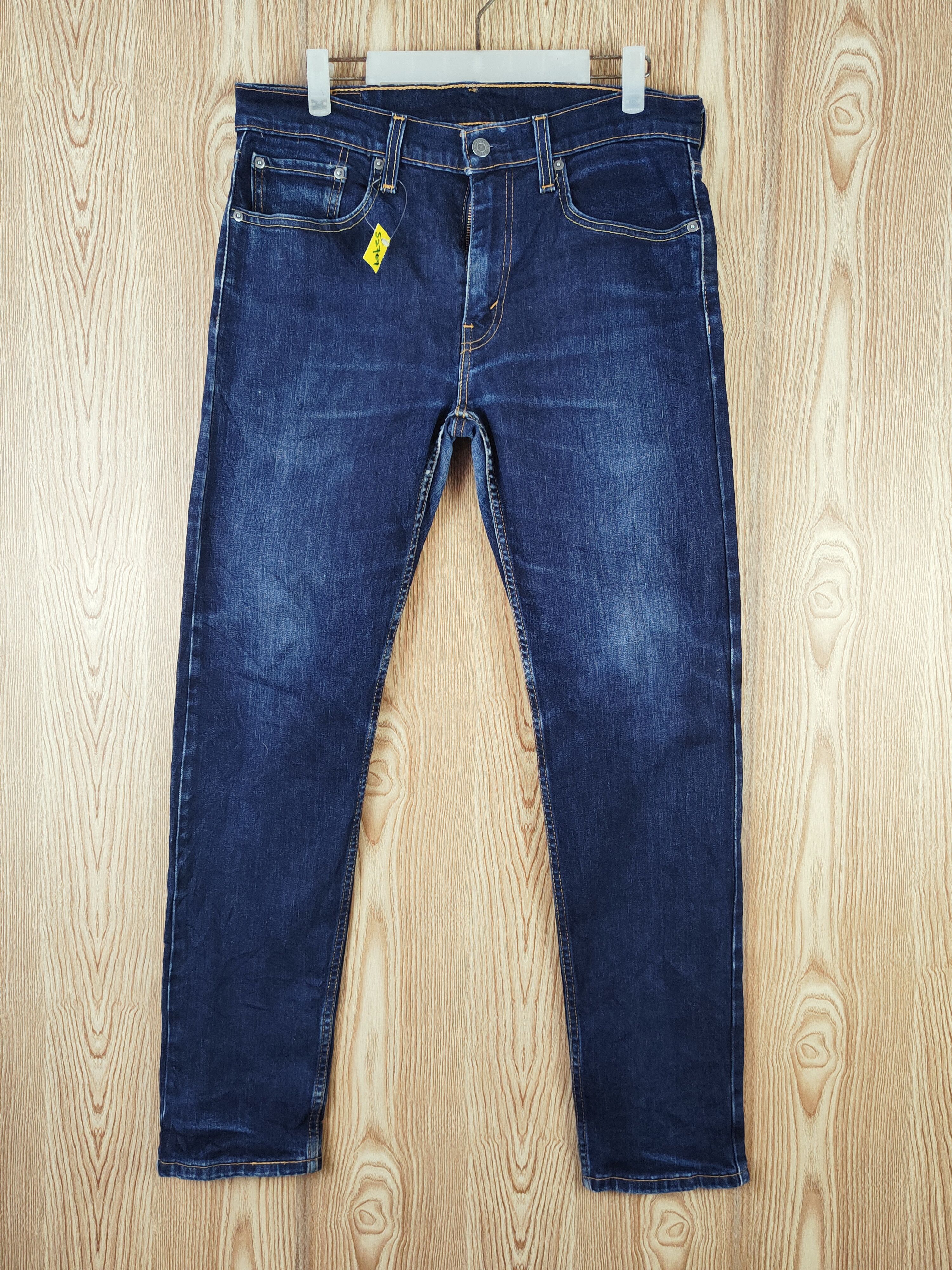 Levi's Levi's Dark Blue Distressed Ripped Jeans #S2707 Size US 33 - 1 Thumbnail