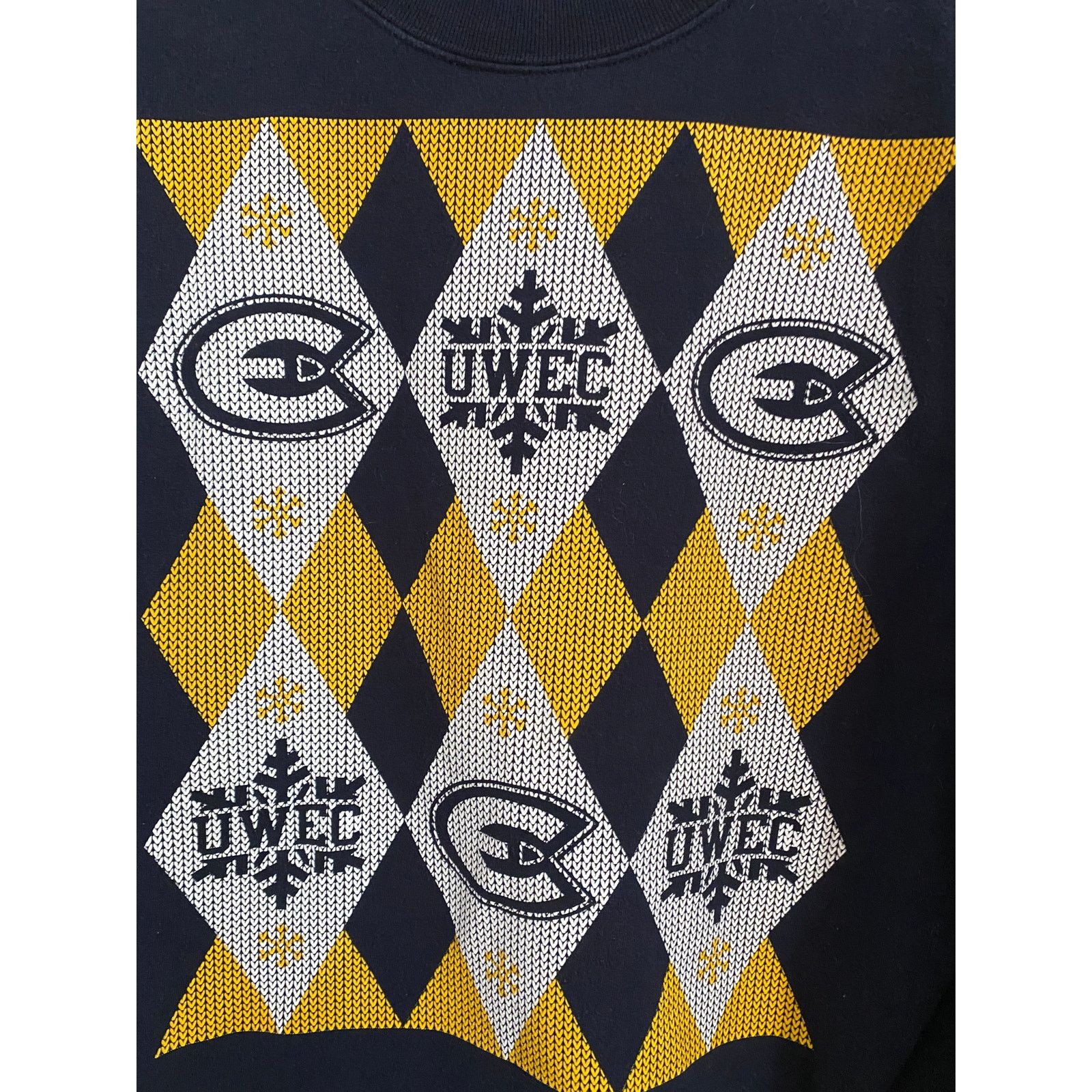 Champion University of Wisconsin Eau Claire Christmas Crewneck Size M Size US M / EU 48-50 / 2 - 2 Thumbnail