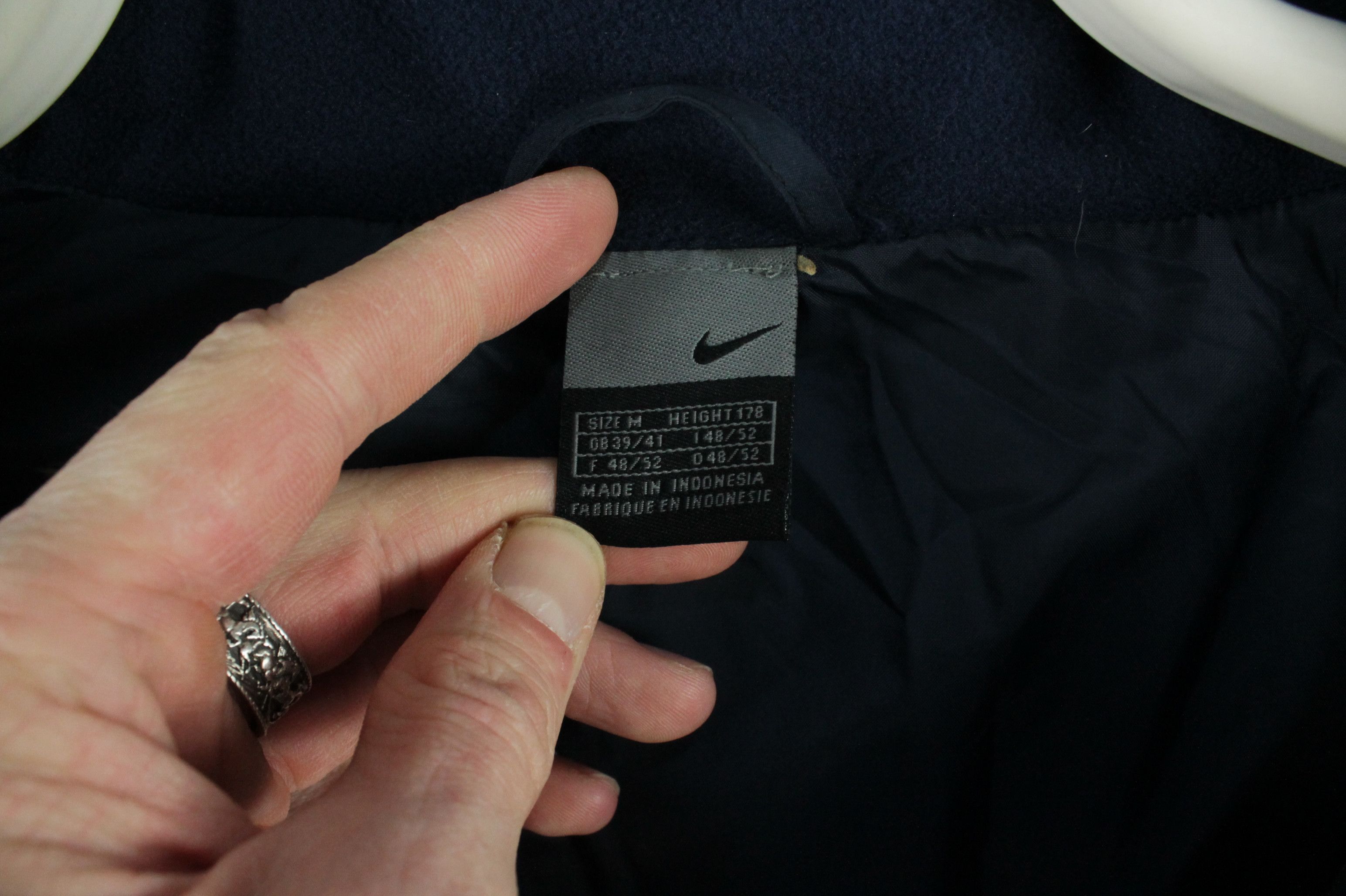 Nike Nike Vintage 2000s Down Puffer Vest Swoosh Logo Y2K DRILL Size US M / EU 48-50 / 2 - 4 Thumbnail