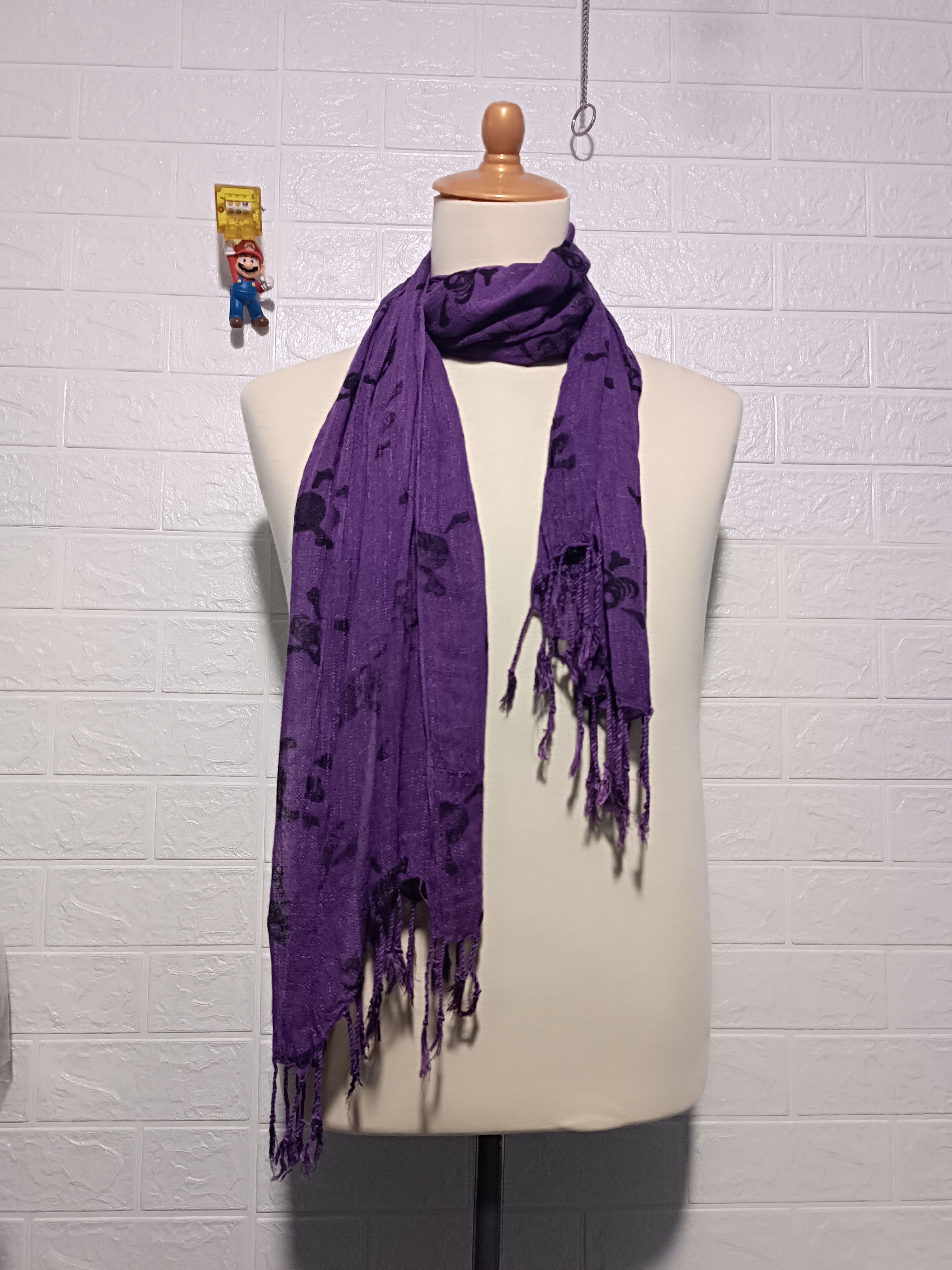 Other Thin Purple Skull Print Scraf If Six Was Nine Style Size ONE SIZE - 2 Thumbnail