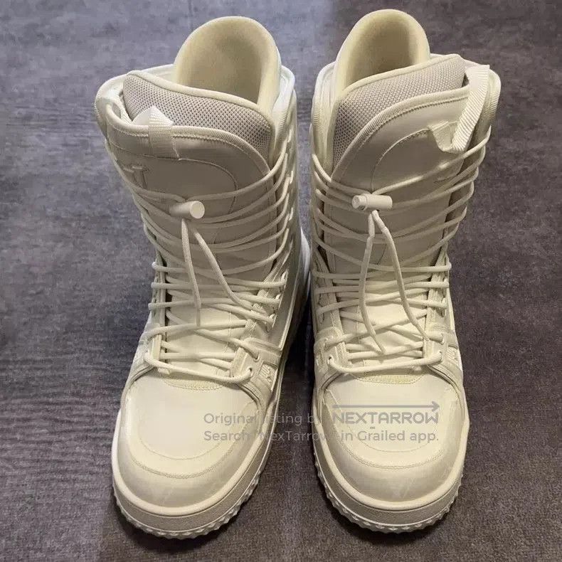 Louis Vuitton Louis Vuitton White Snow Boots for Men-yf. Size US 9 / EU 42 - 2 Thumbnail