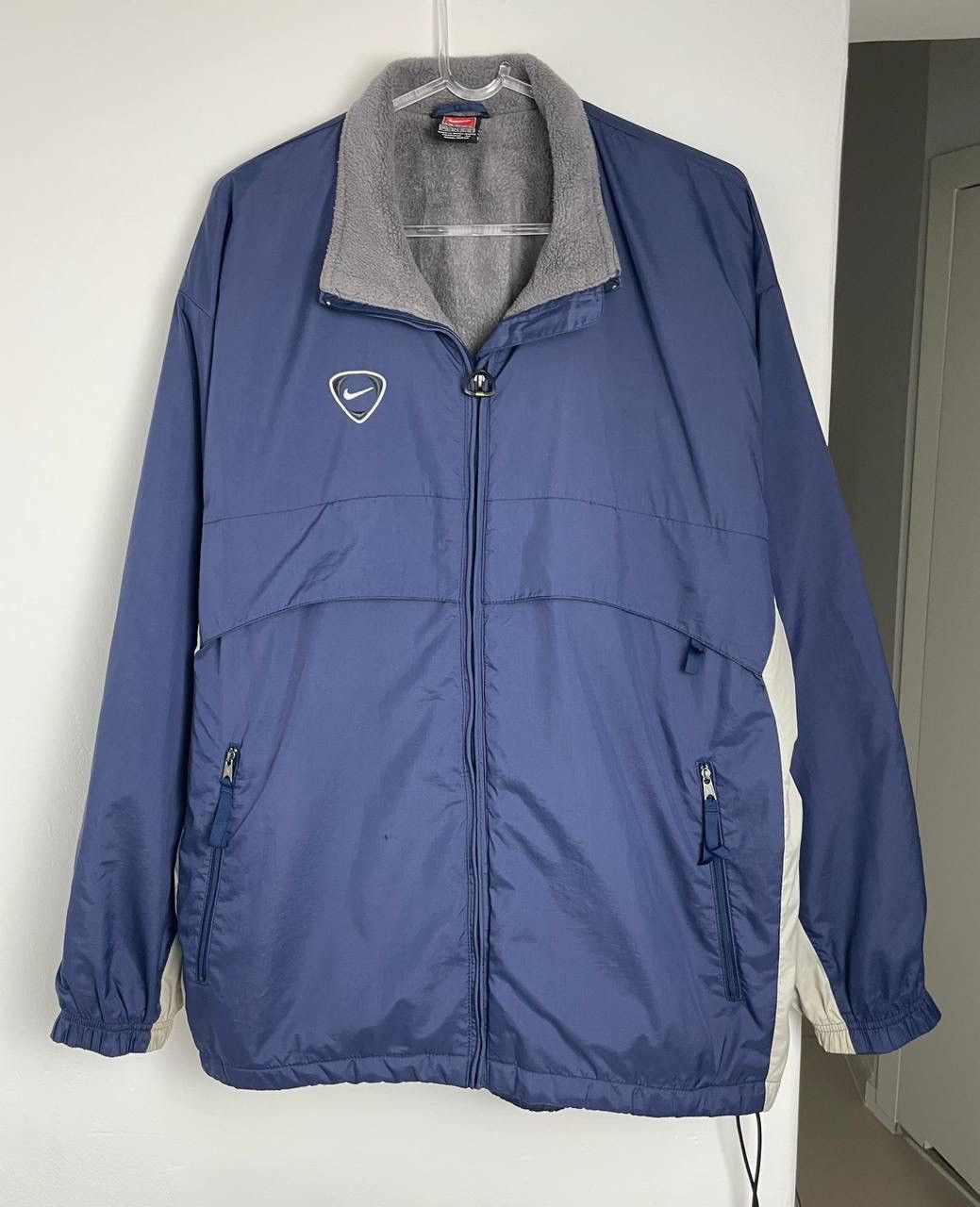 Nike × Vintage Nike Vintage 90’s Neylon Jacket Center Logo Oversized Y2K Size US L / EU 52-54 / 3 - 1 Thumbnail