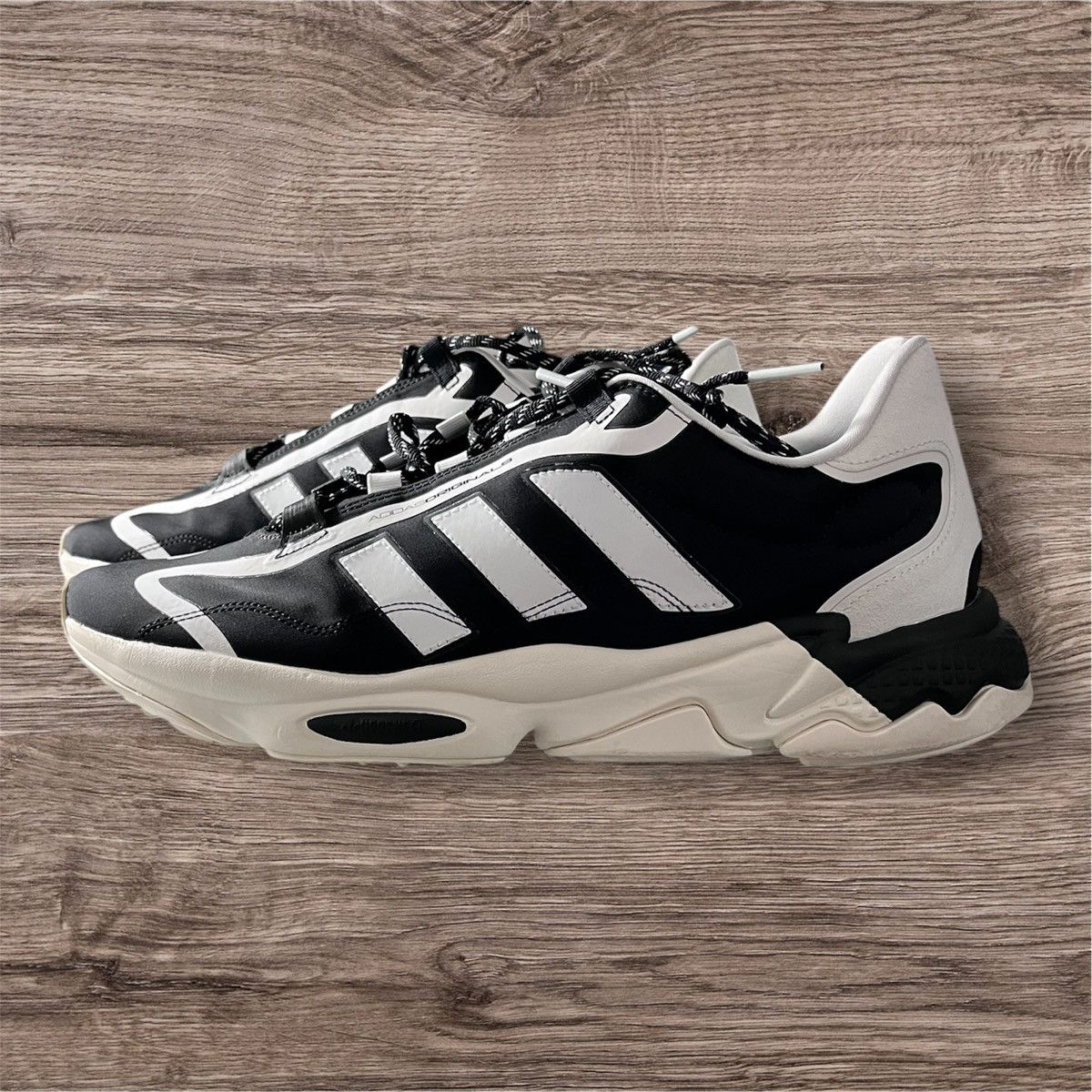 Adidas adidas Ozweego Pure Size US 13 / EU 46 - 2 Thumbnail