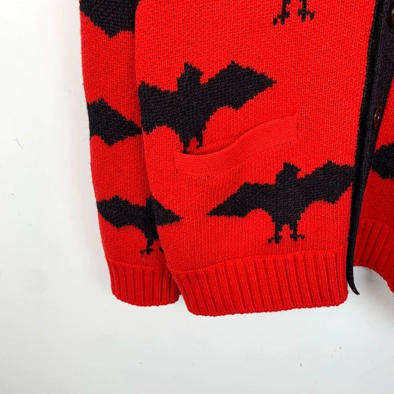 Gucci Gucci Red bat full-printed wool V-neck long-sleeved knitted Size US M / EU 48-50 / 2 - 4 Thumbnail
