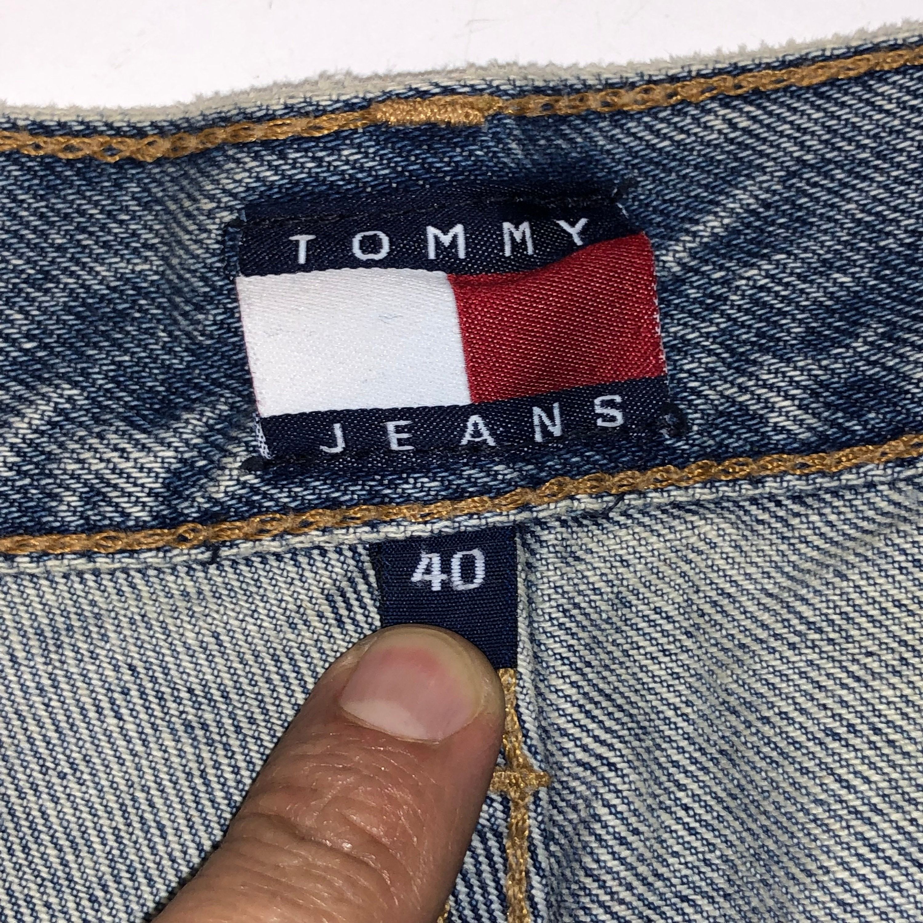 Tommy Hilfiger 90's SPELL OUT Blue Jeans DEMIN FLAG Logo HIP HOP Shorts Size US 40 / EU 56 - 3 Thumbnail