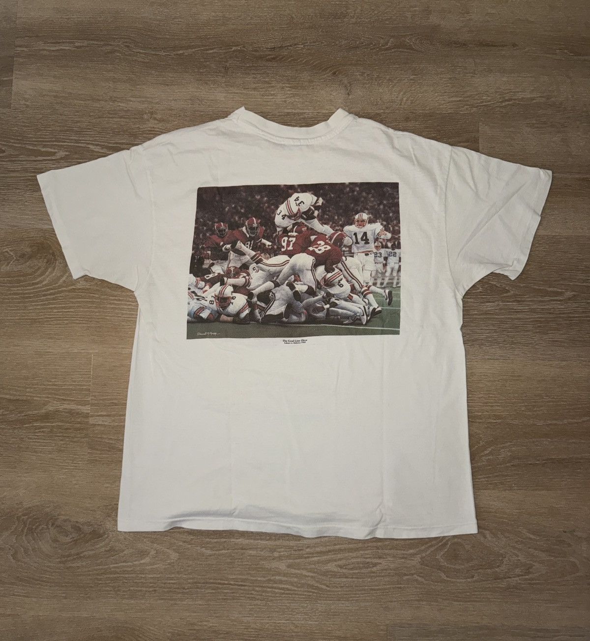 Hanes Vintage Auburn Tigers Goal Line Dive Bo Jackson Photo Shirt Size US XL / EU 56 / 4 - 2 Thumbnail