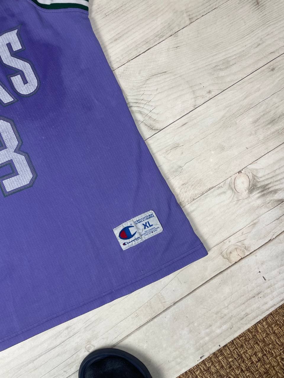 Champion Vintage Champion Milwaukee Bucks Robinson #13 NBA Jersey Size US XL / EU 56 / 4 - 5 Thumbnail