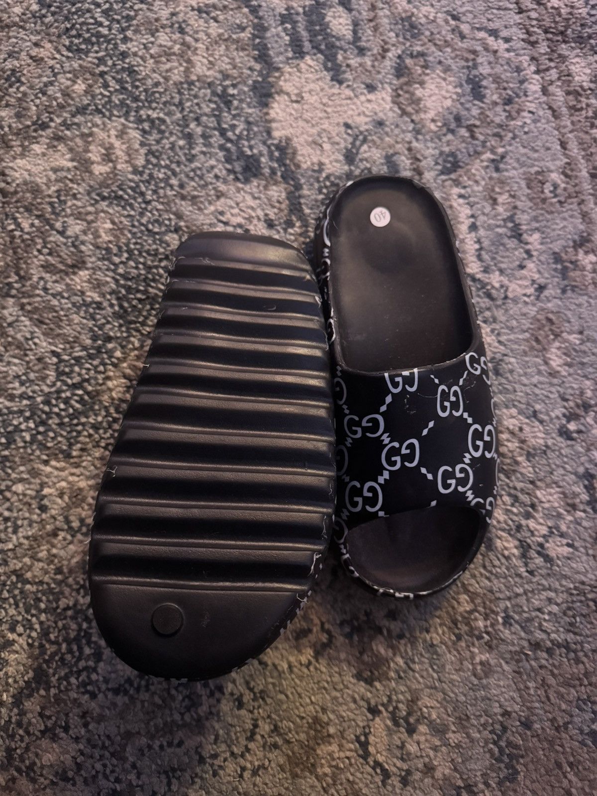 Imran Potato Size 40 Imran potato Yeezy Gucci slides Size US 7 / EU 40 - 2 Thumbnail