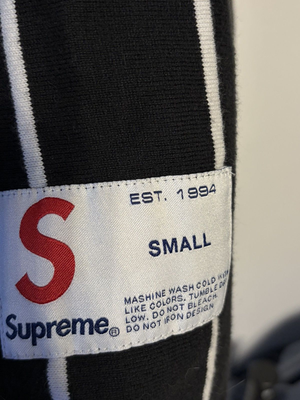 Supreme Supreme stripe raglan l/s top Size US S / EU 44-46 / 1 - 3 Thumbnail
