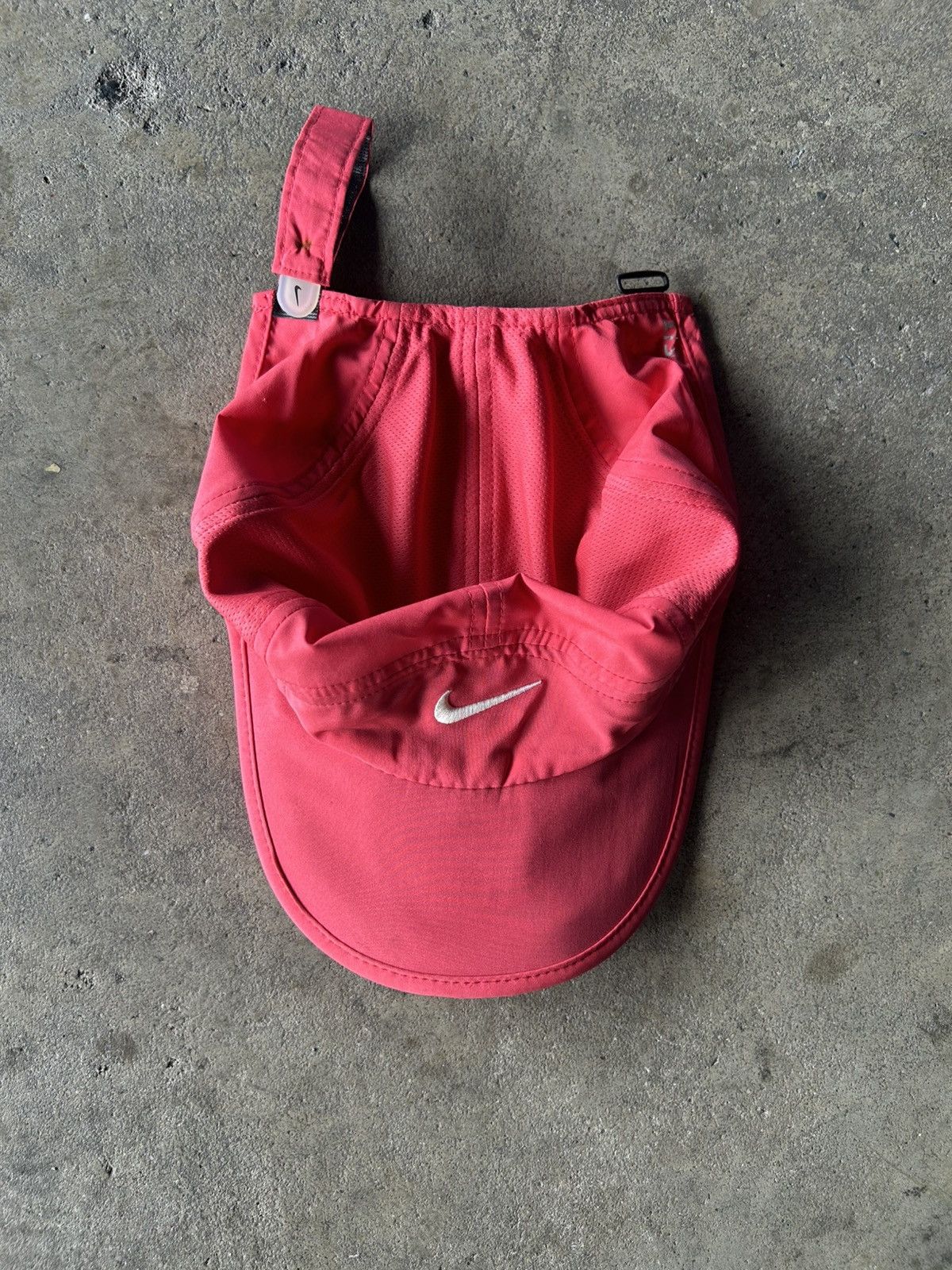 Nike Nike Featherlight 7 panel Size ONE SIZE - 1 Thumbnail